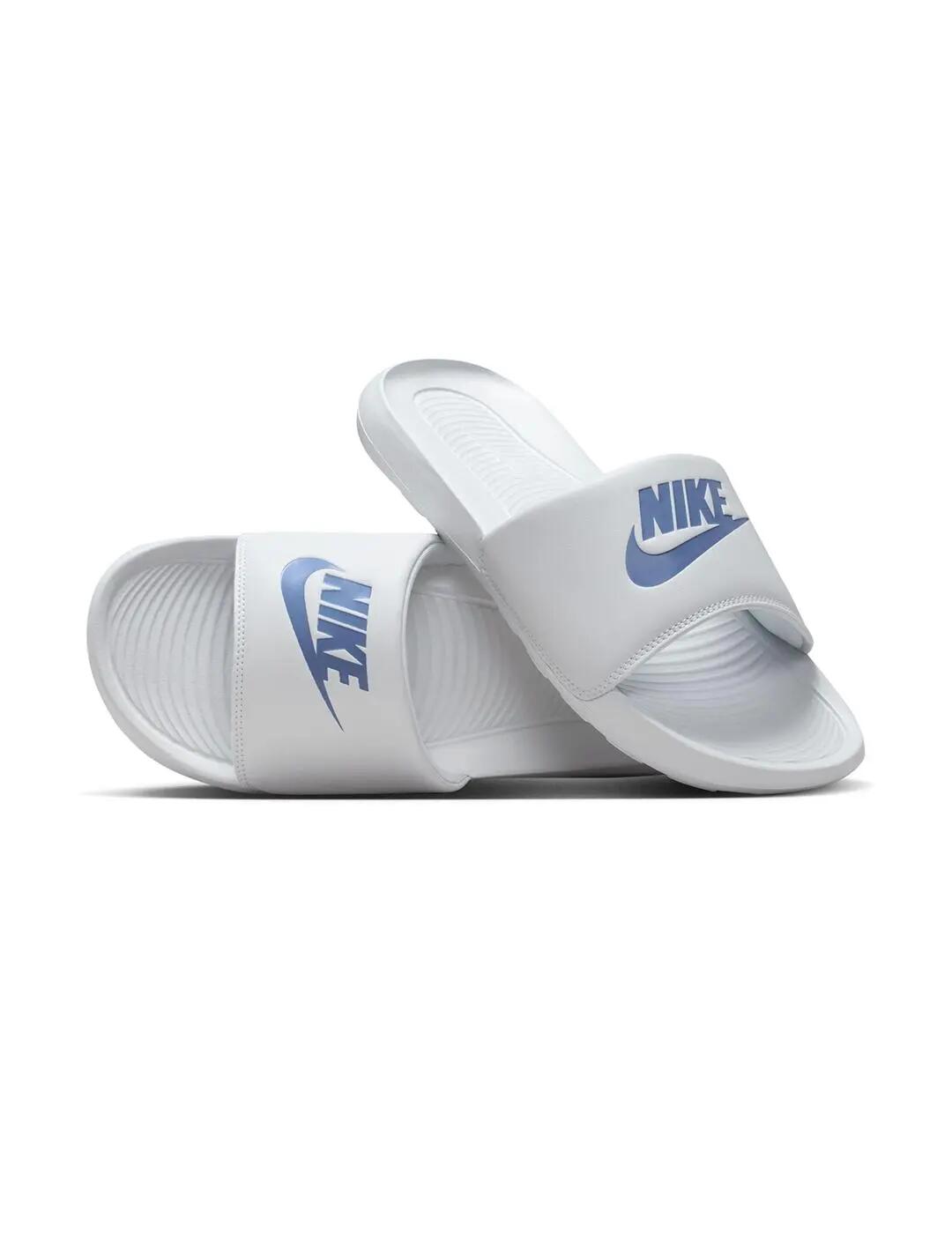 Ciabatte da donna Nike Victori Bianche. 5/6