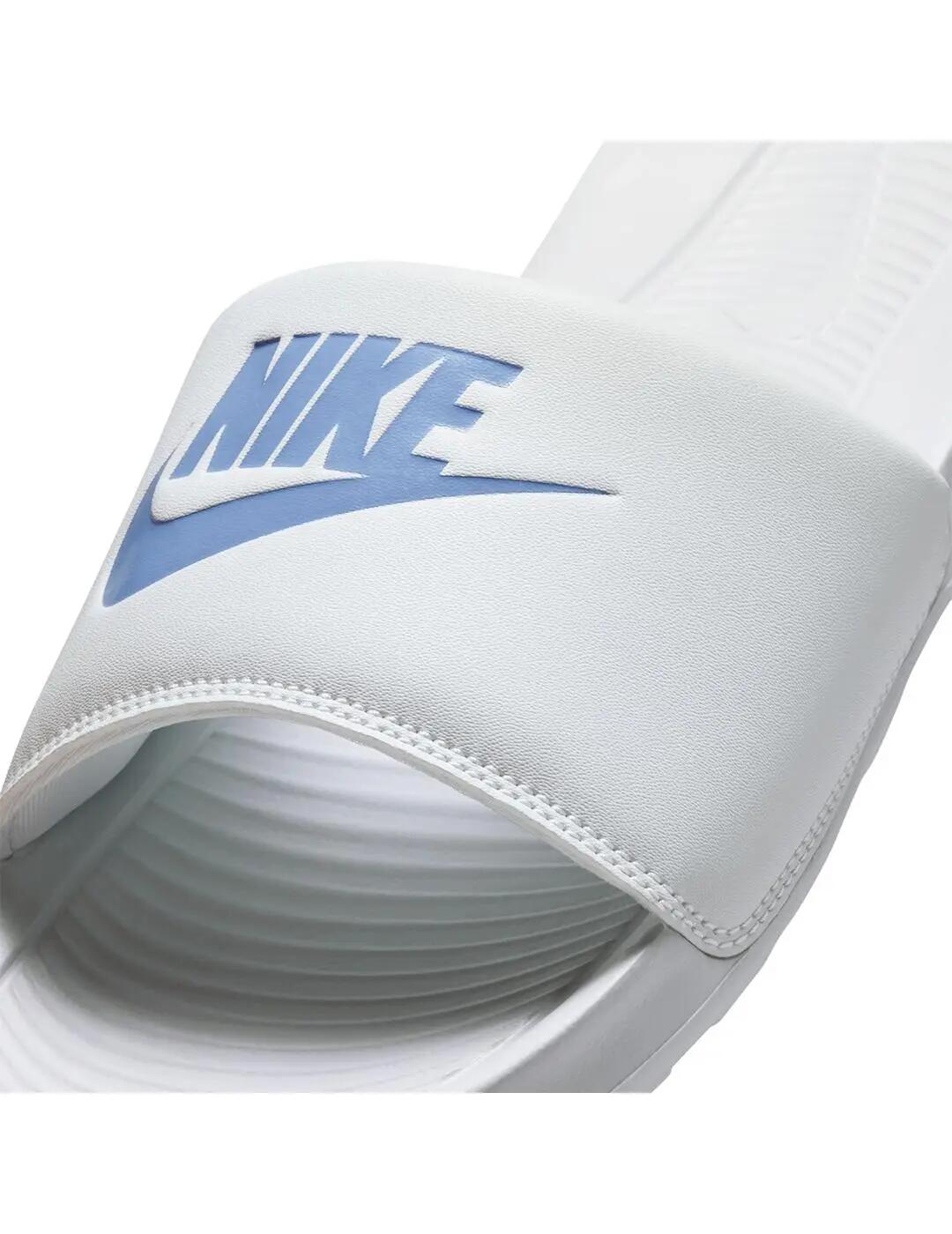 Ciabatte da donna Nike Victori Bianche. 3/6