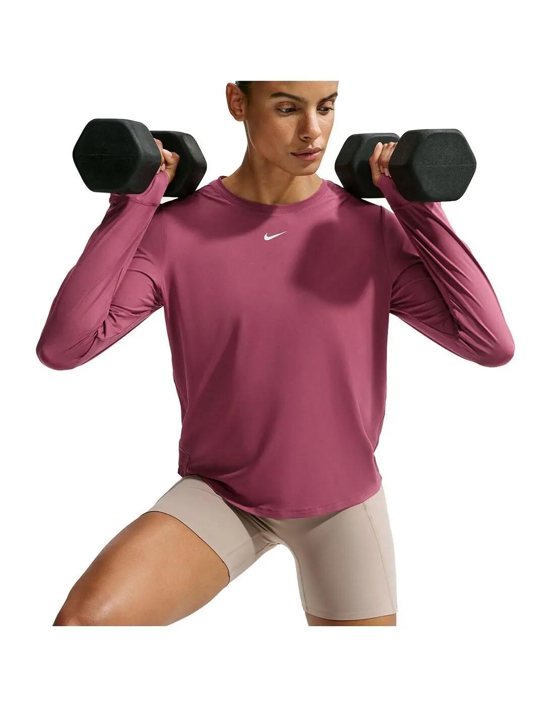 T-shirt femme Nike One classic Rose. 4/5