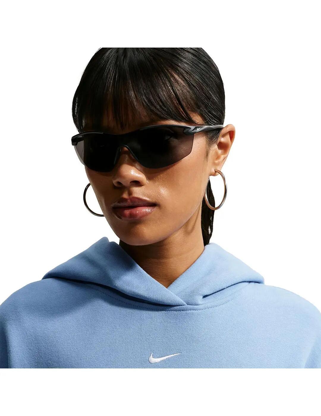 Sudadera com capuz de lã polar para Mulher Nike Studio Azul. 4/5