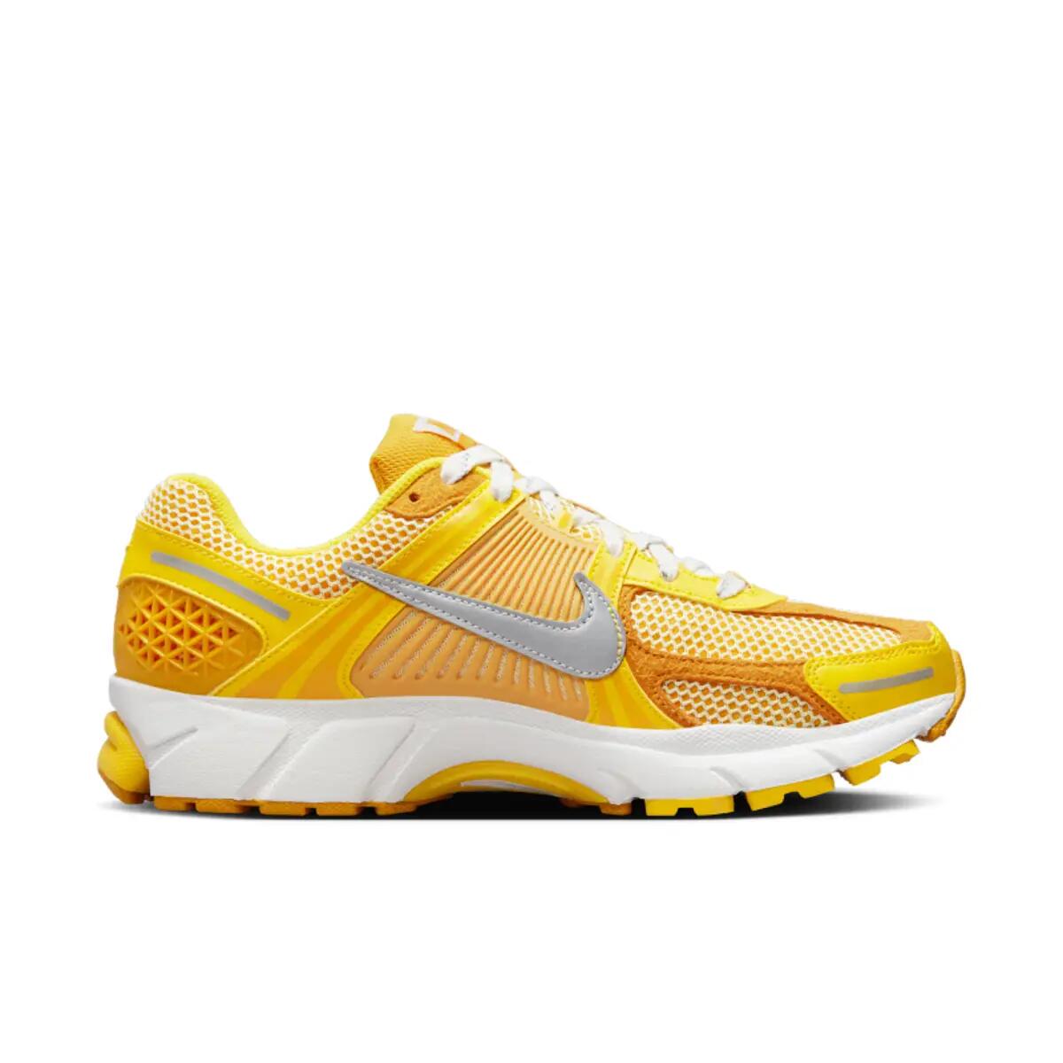 Zoom Vomero 5 Yellow Ochre 5/6