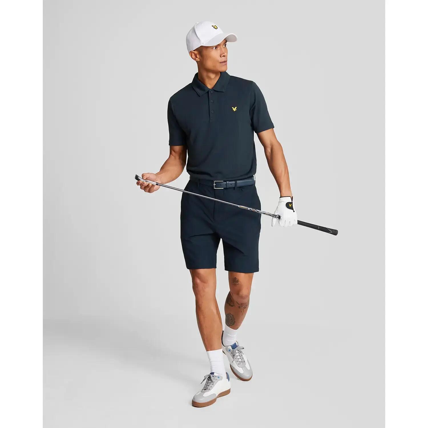 Short de golf léger Lyle & Scott Tech 3/5