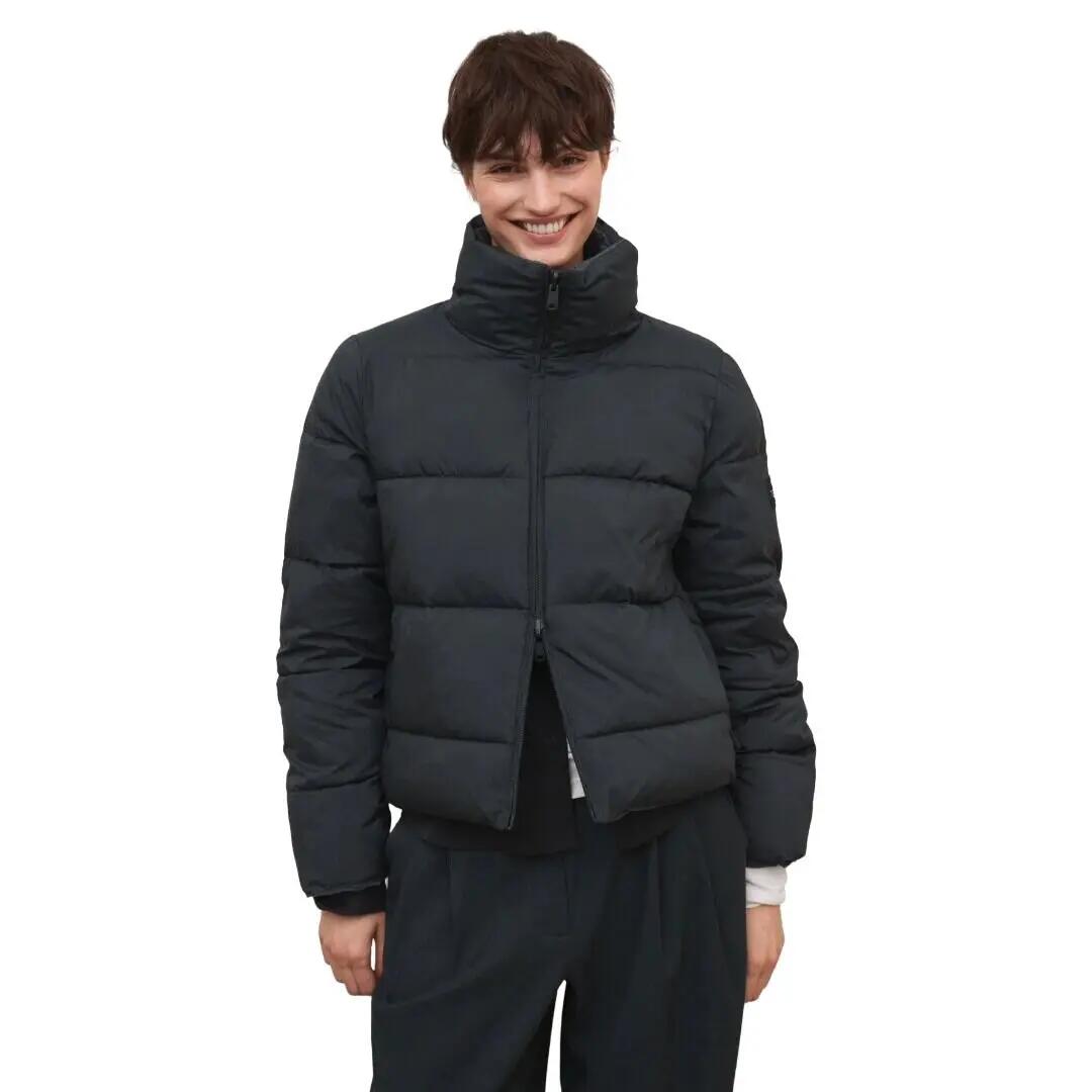Cazadora Verde Oscuro Ecoalf Moran Dark Khaki Reversible de Cuello Alto y Corte 3/5