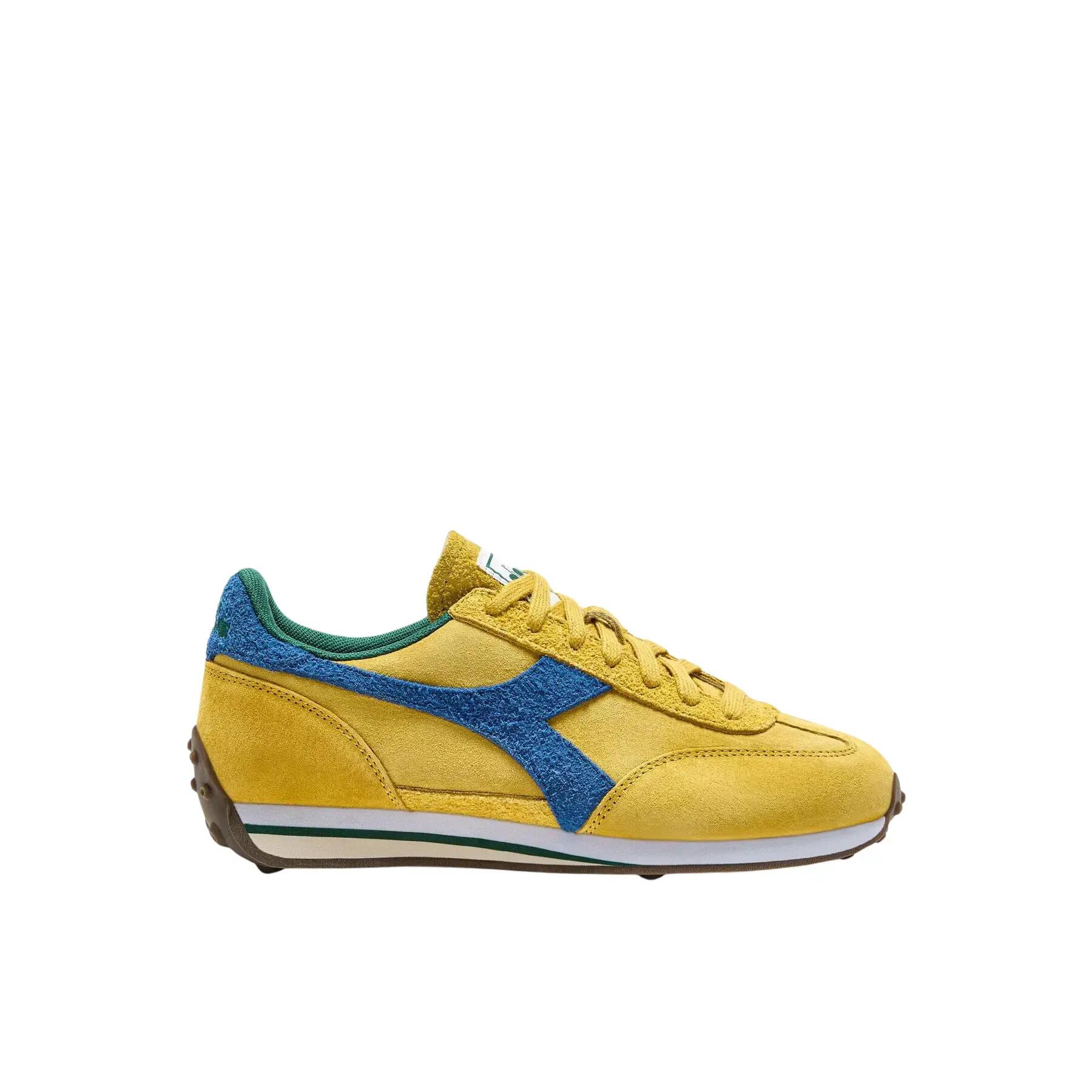 DIADORA picture