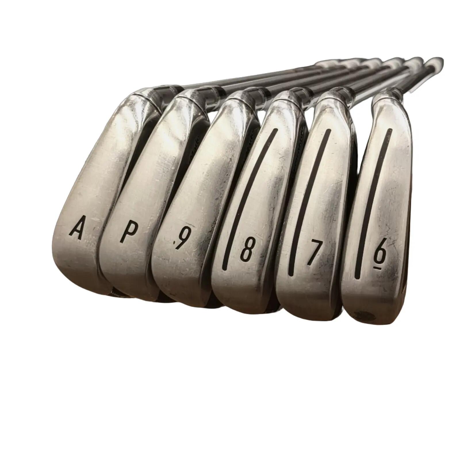 TaylorMade Stealth Juego de hierros / 6-PW+AW  / Flex Regular / Steelfiber 2/7