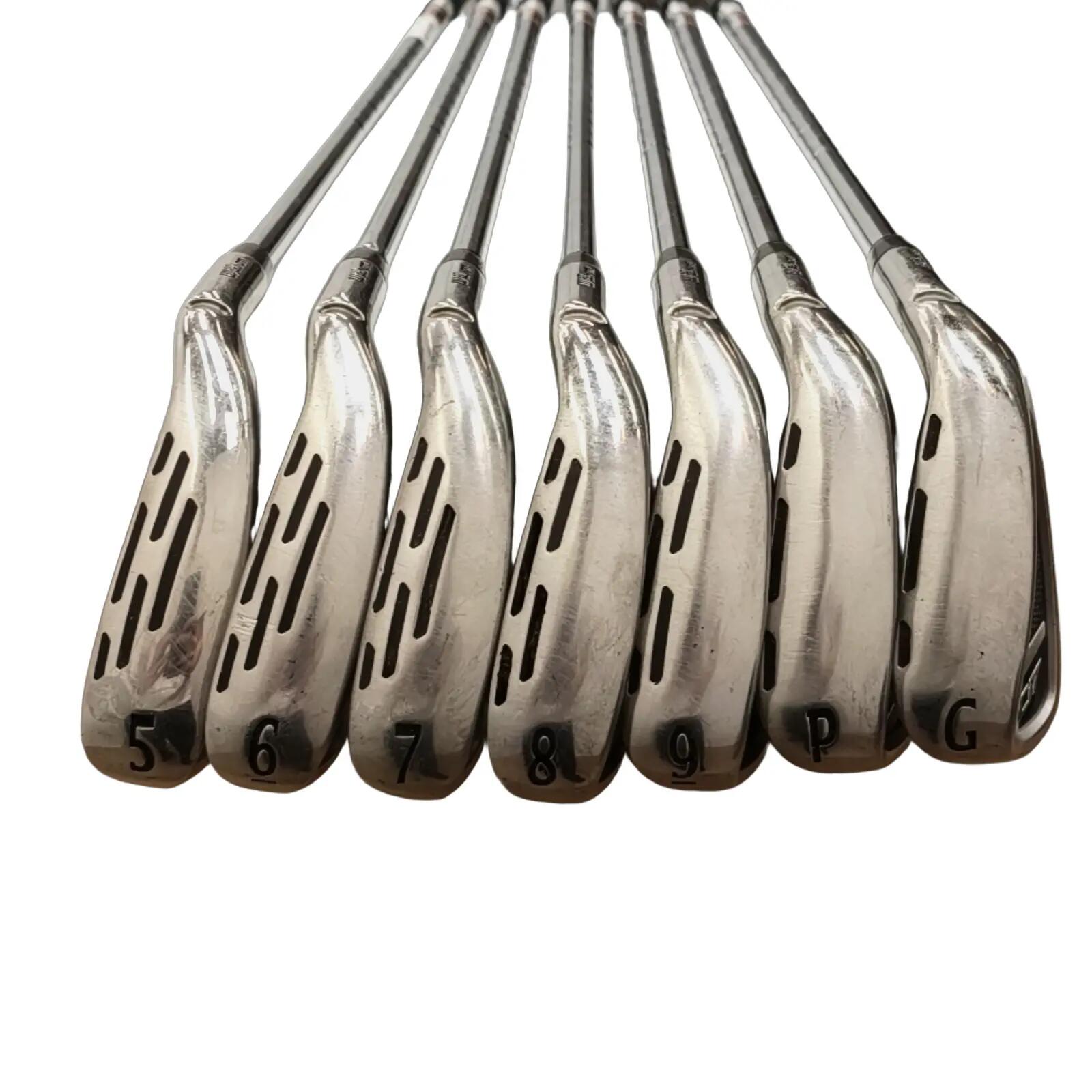 Wilson Staff D7 Set di ferri / 5-PW+GW / Flex Regular / Acciaio 2/7
