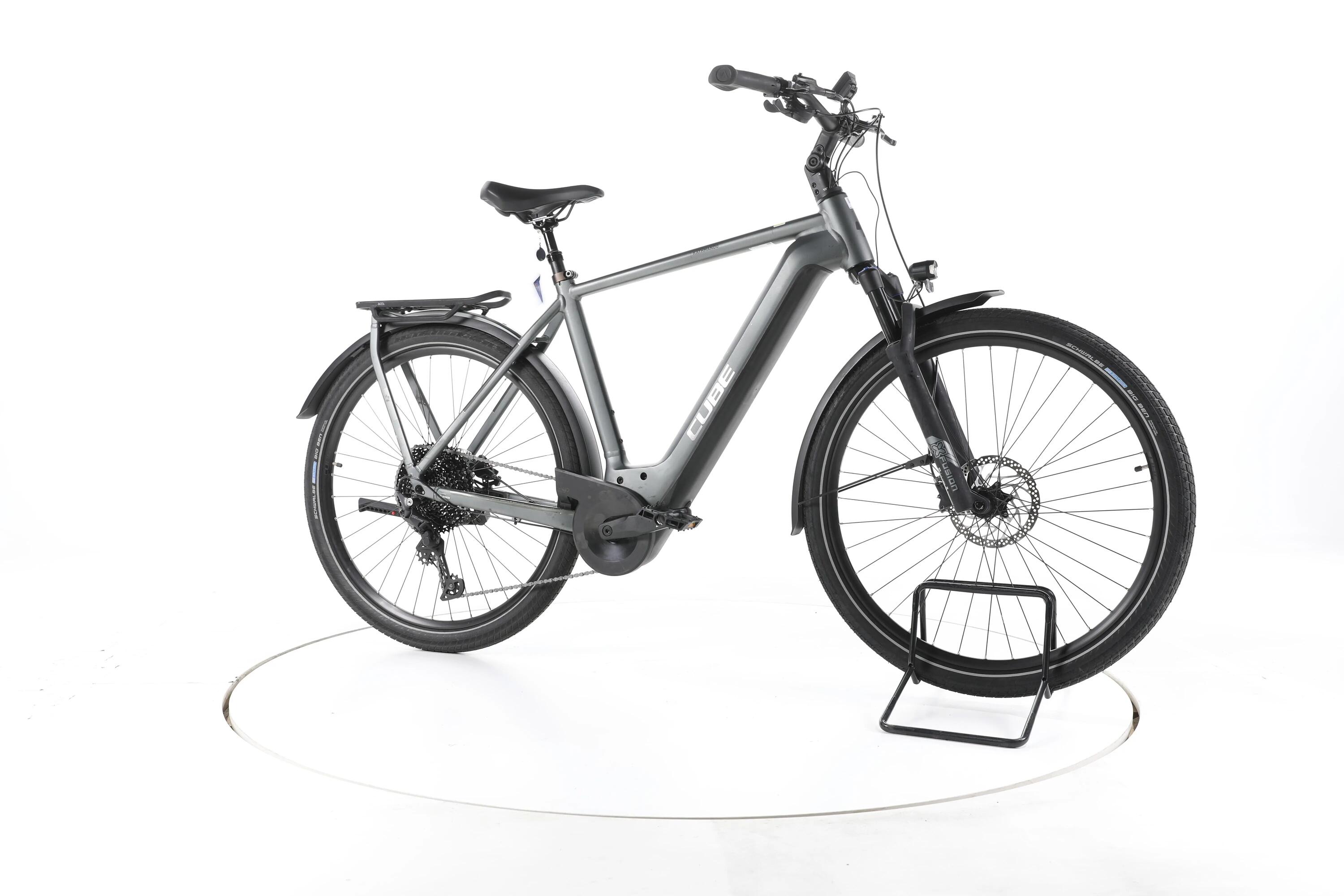 Segunda vida - Cube Kathmandu Hybrid Pro 750 Trekking E-Bike - Muy buen estado 2/7