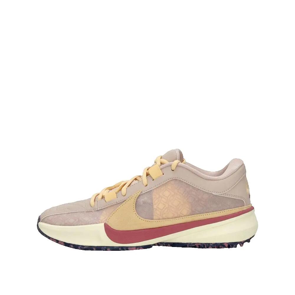 NIKE picture