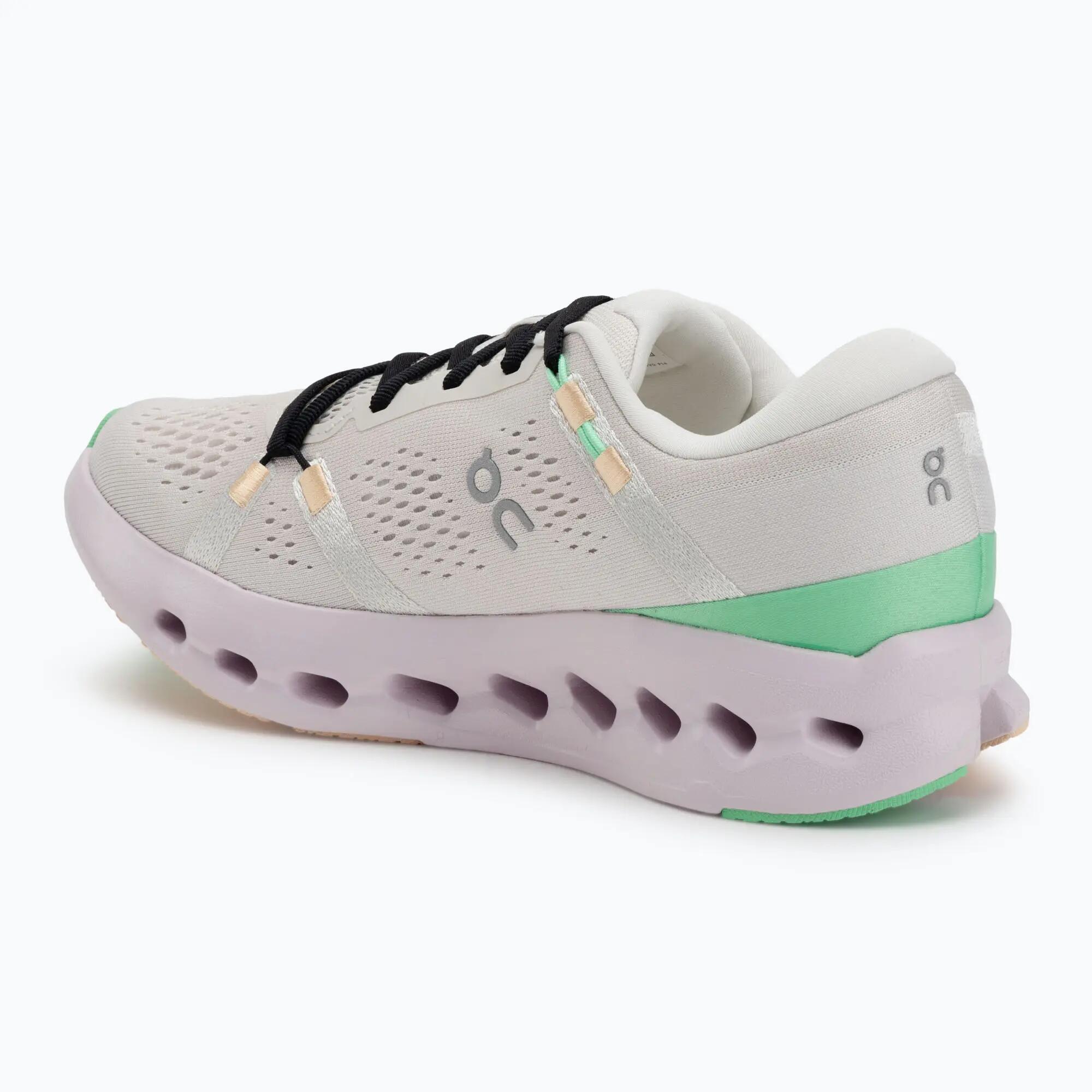ON Scarpe da donna Cloudsurfer 2 3/7