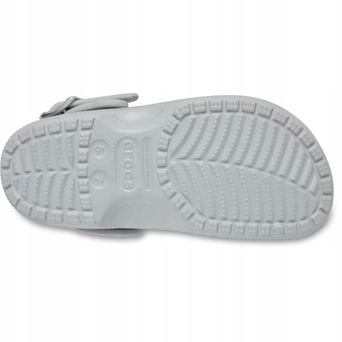 Crocs Női klumpa Classic Metallic Buckle Clog 4/12