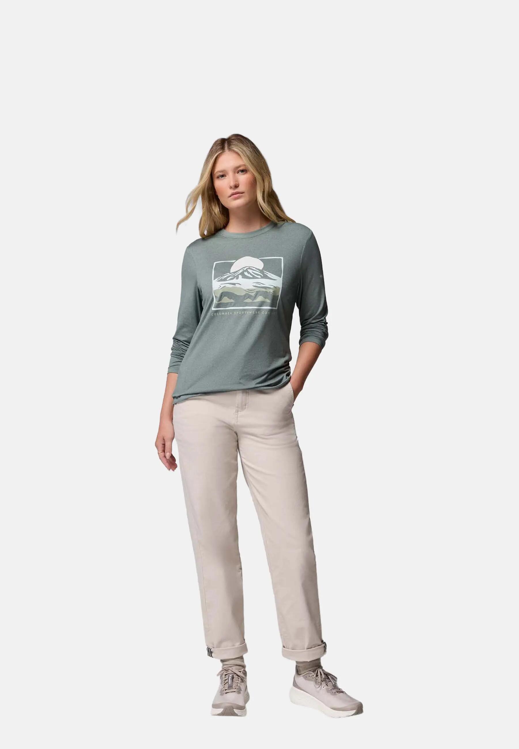 Columbia Women’s Technical Graphic Long Sleeve Tee 4/5