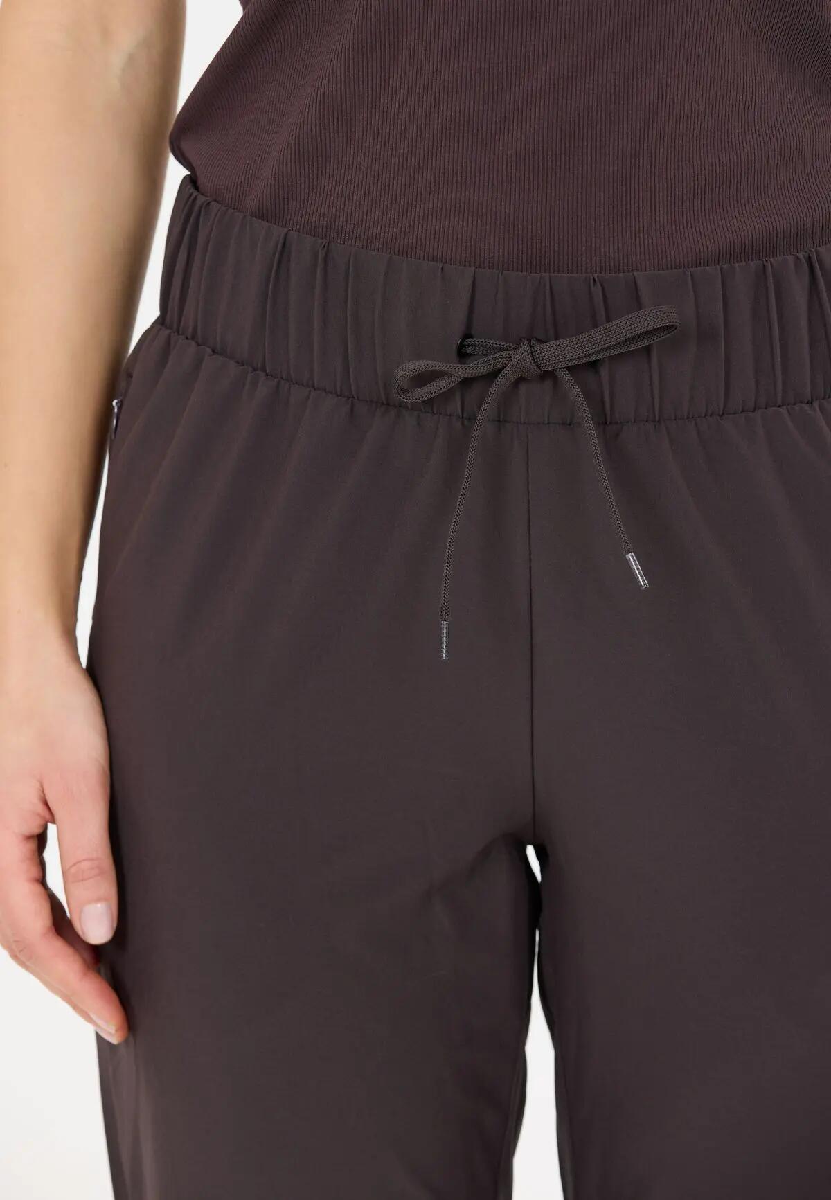 athlecia Austberg V2 Trainingsbroek Dames — rekbare stof – 1294 Chocolate Torte 6/7