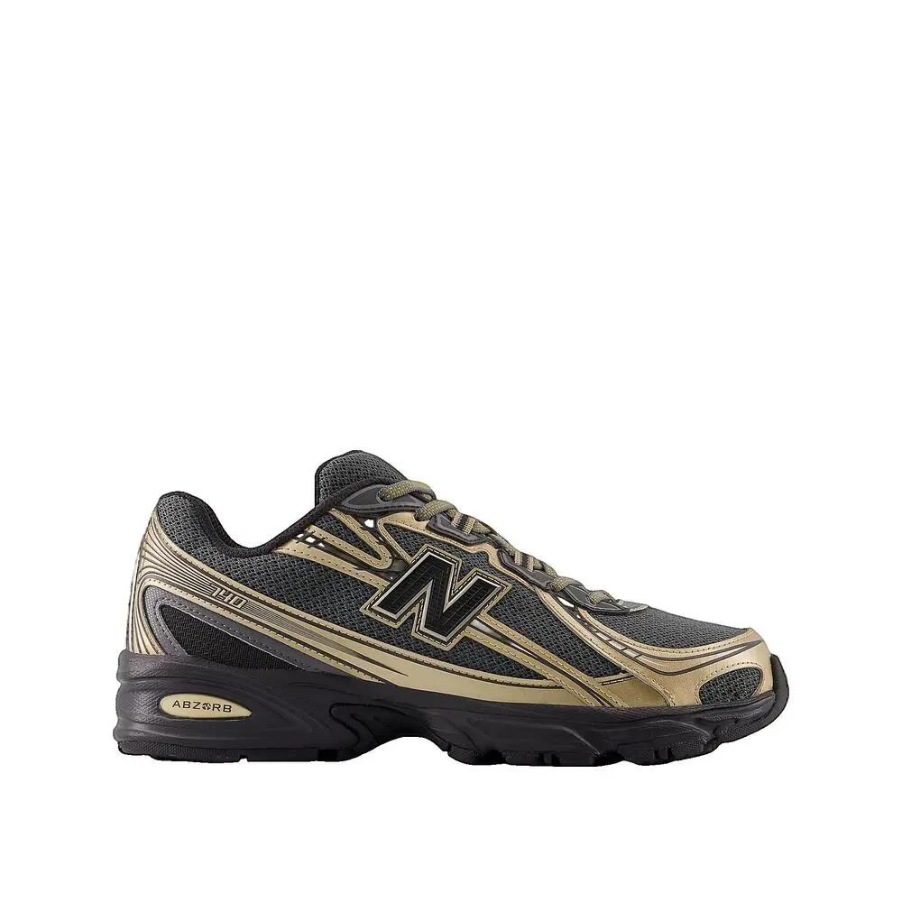 NEW BALANCE picture