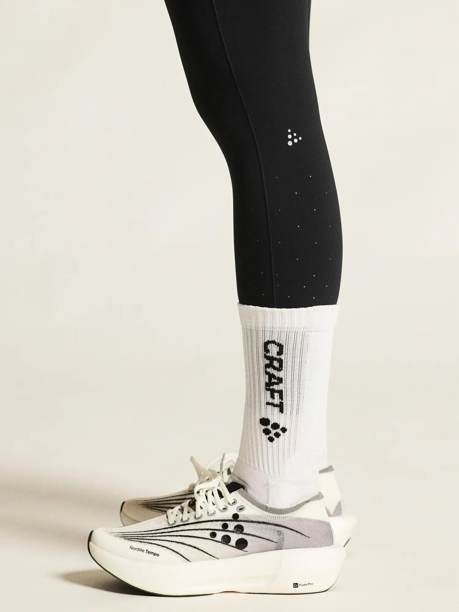 craft Hypervent Tights W – Lauftights mit breitem Bund – Black 5/7