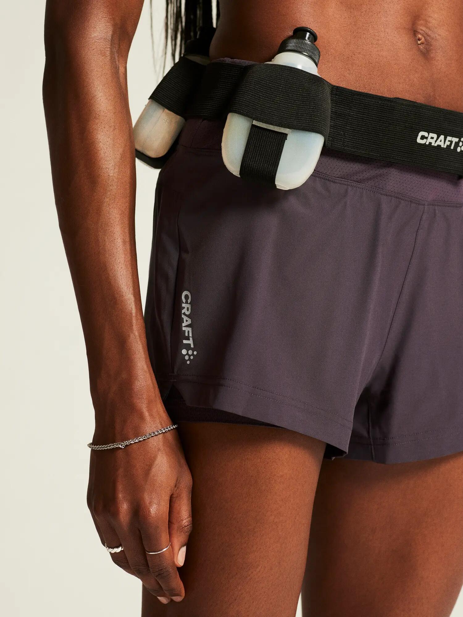 craft ADV Essence 2-in-1 Shorts W – Trainingsshorts mit integriertem Tight – Dk 4/7