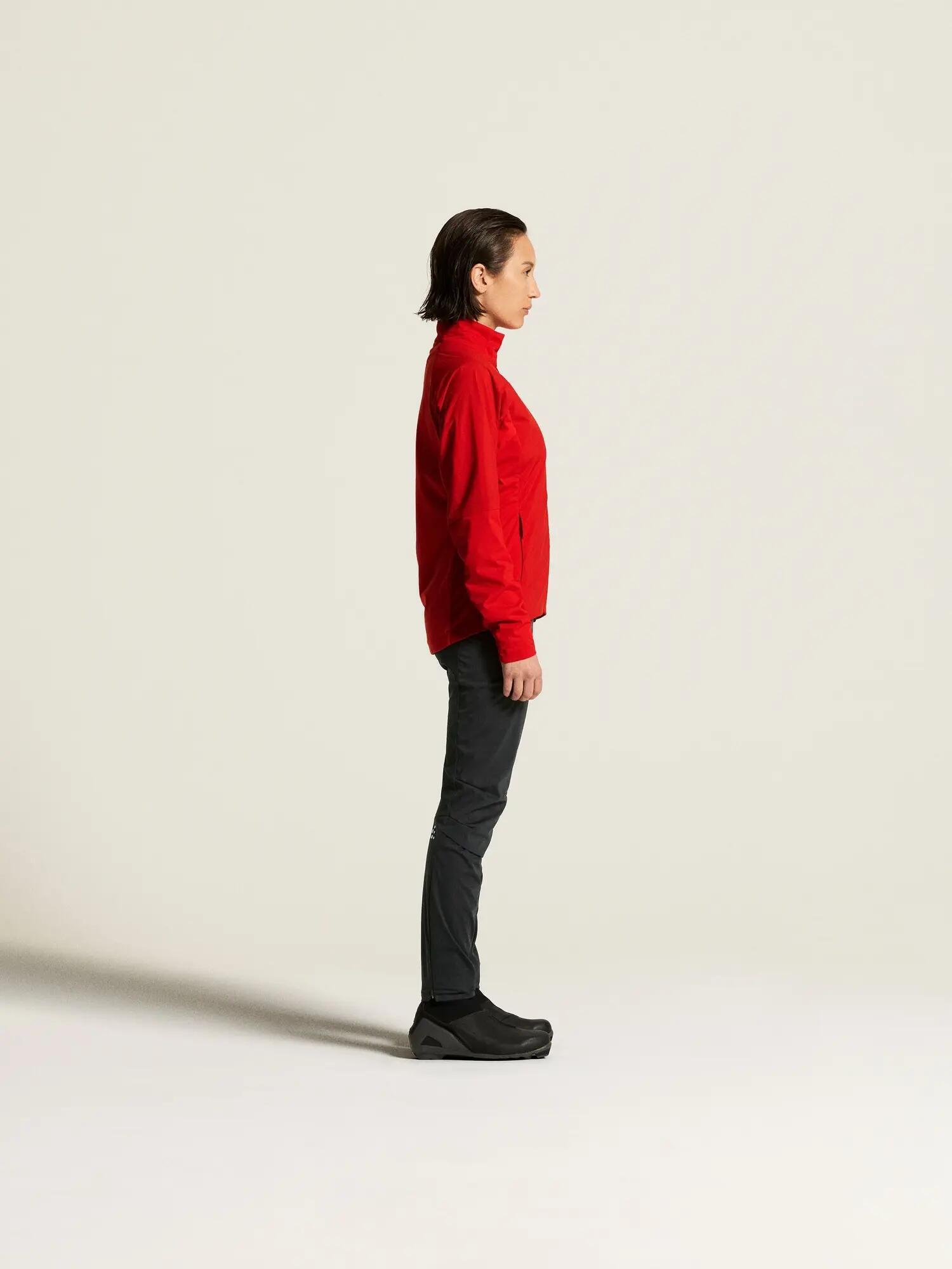 craft Nordic Club 2.0 Damenjacke – wind- und wasserabweisend – Bright red 6/7