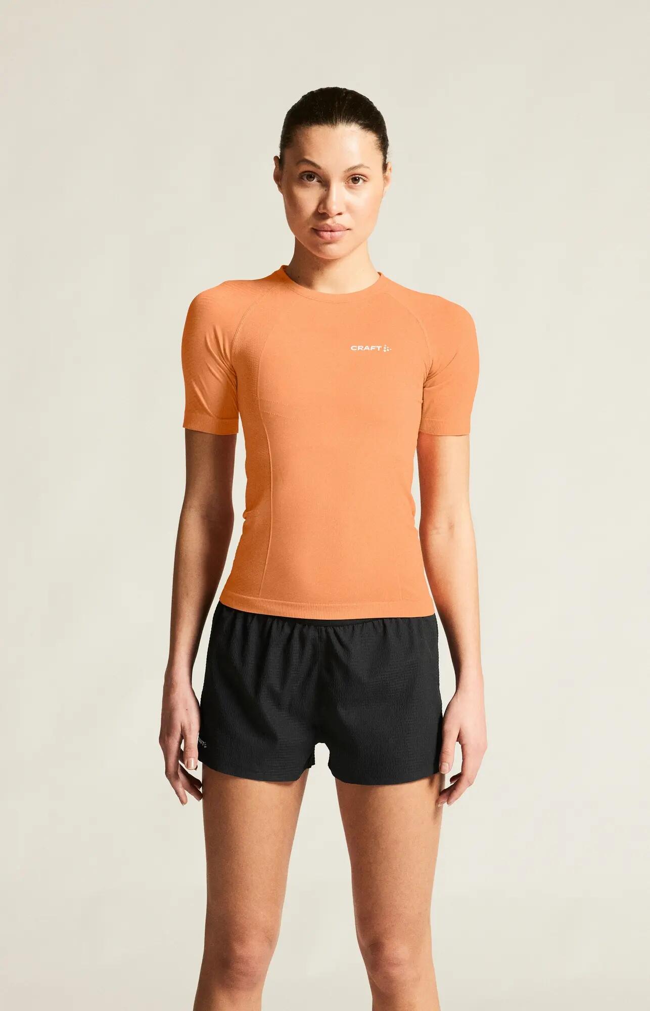 craft Active Cool Intensity SS W naadloze, verkoelende top – Apricot 7/7