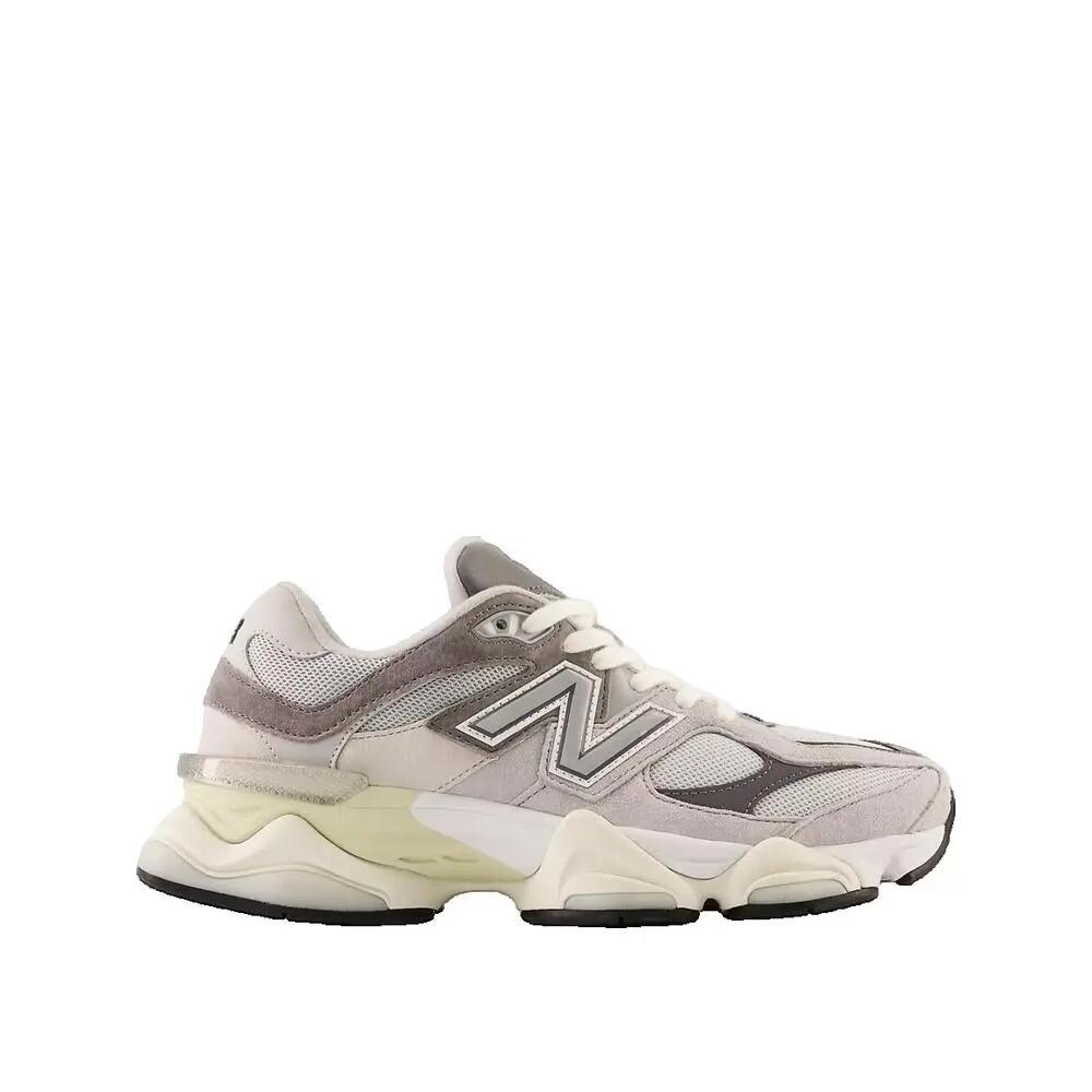 NEW BALANCE picture