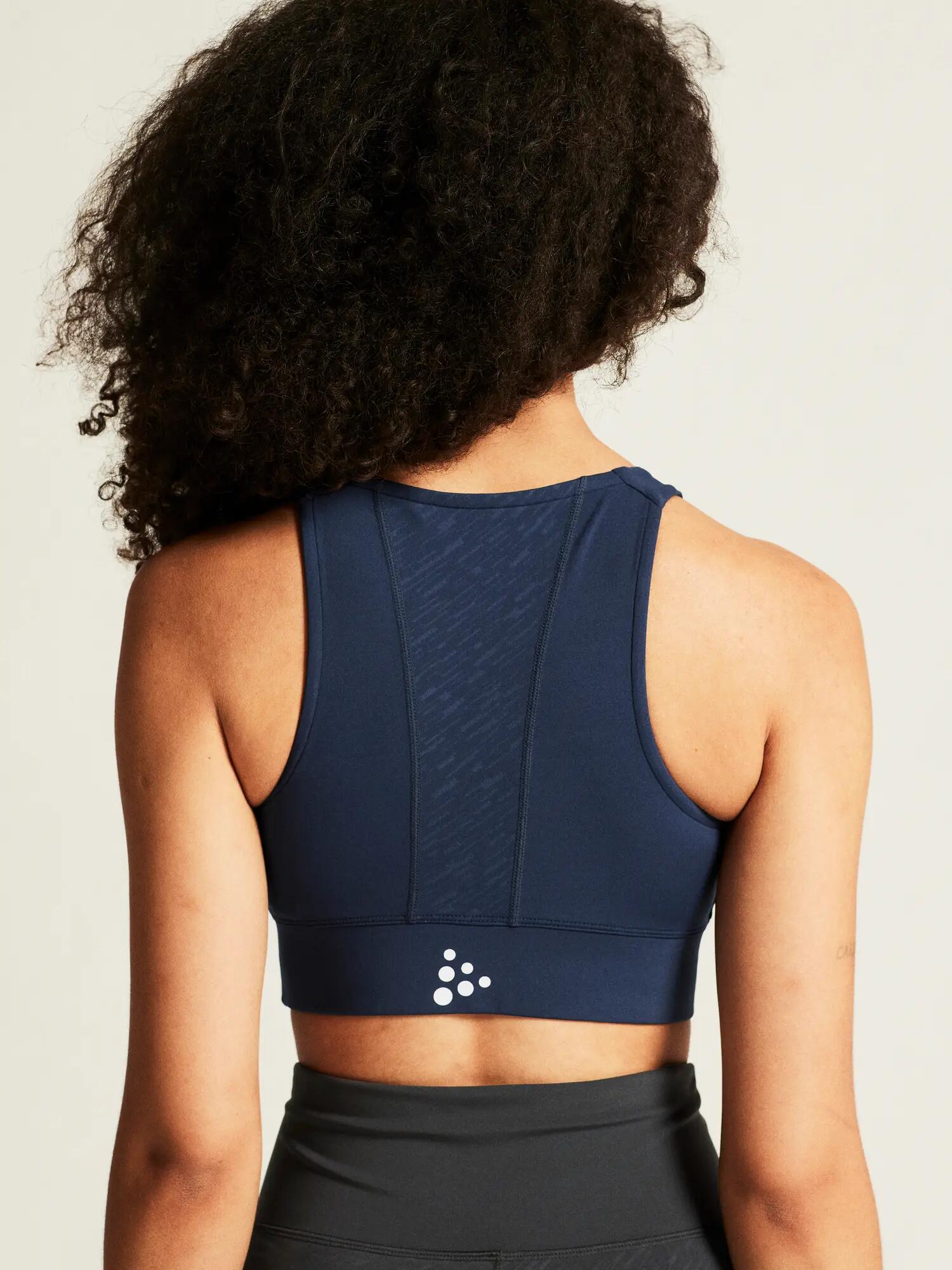craft Rush 2.0 Crop Top W — eng anliegend, recyceltes Polyester – Marineblau 6/7