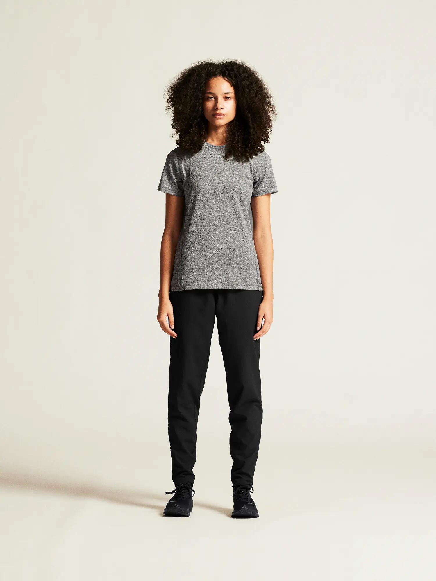 craft ADV Essence SS Tee W atmungsaktives, ergonomisches Trainingsshirt – 5/7