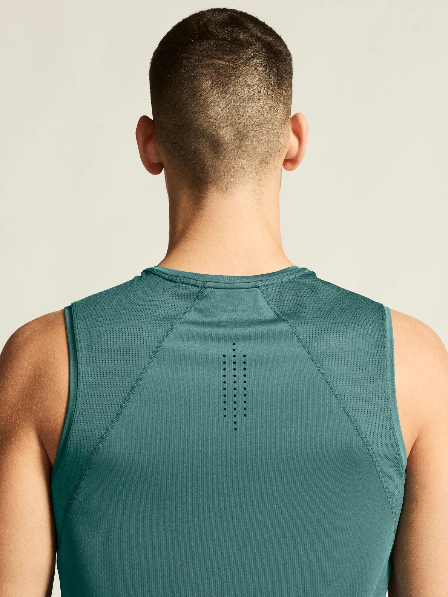 craft ADV Essence SL Tee 2 M débardeur technique respirant – Hydrate 6/7