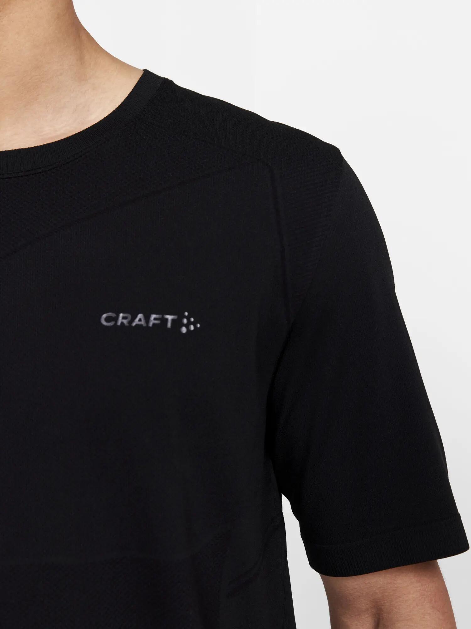 craft ADV Essence Fuseknit Tee M – atmungsaktives Trainingsshirt – Black 5/6