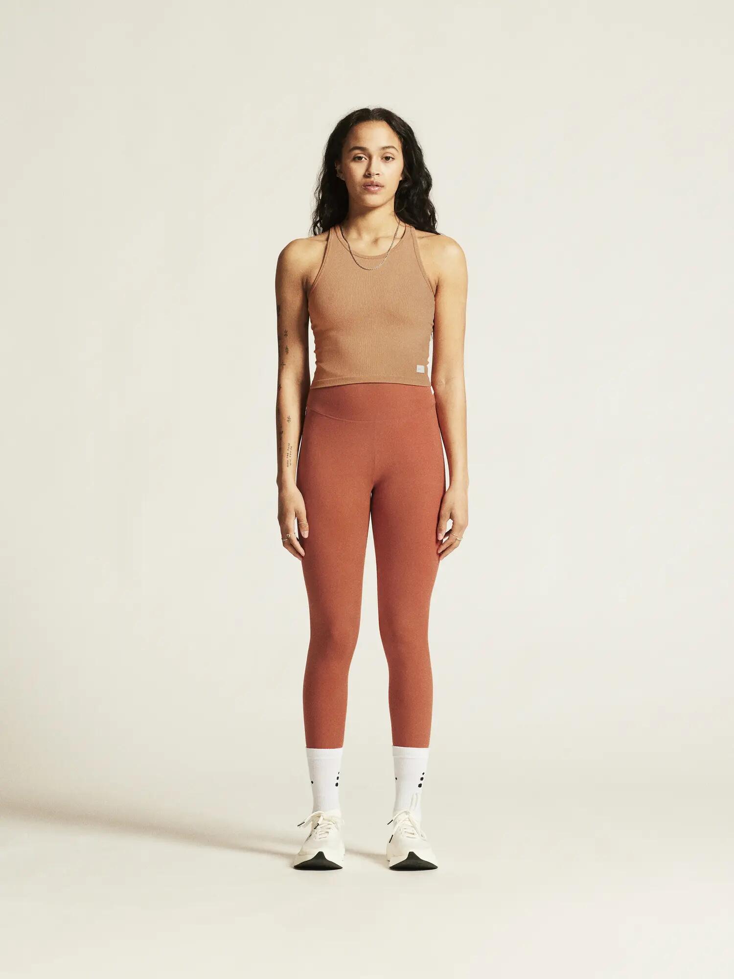 Collective Rib Tank Top W top justo em malha canelada – Syrup 3/7