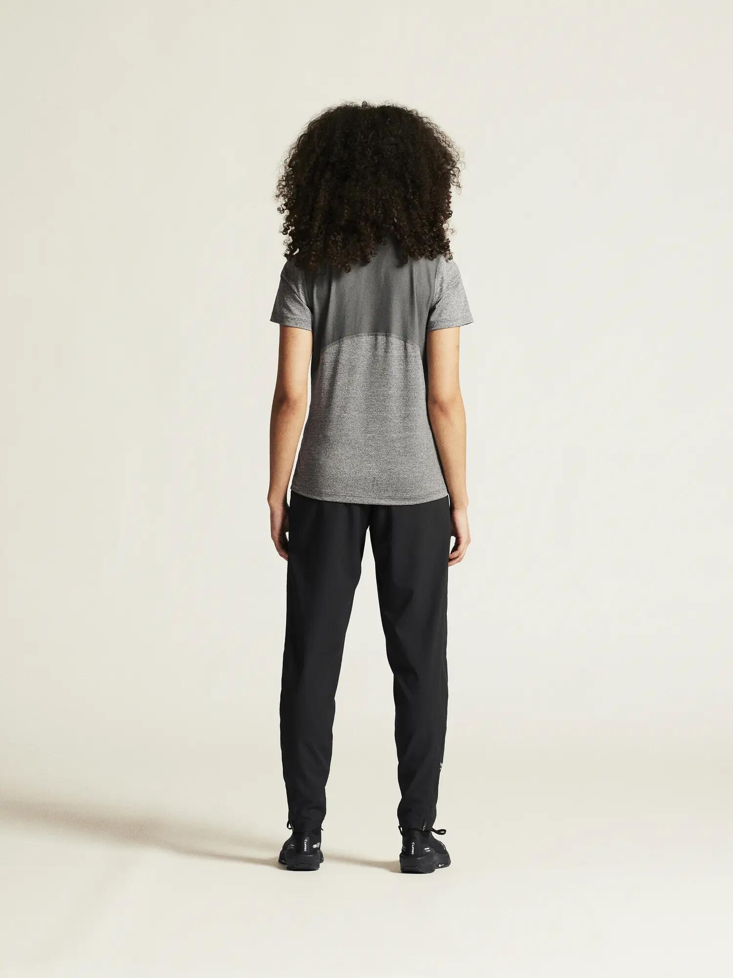 craft ADV Essence SS Tee W - Weiches, atmungsaktives Trainingstop – 7/7