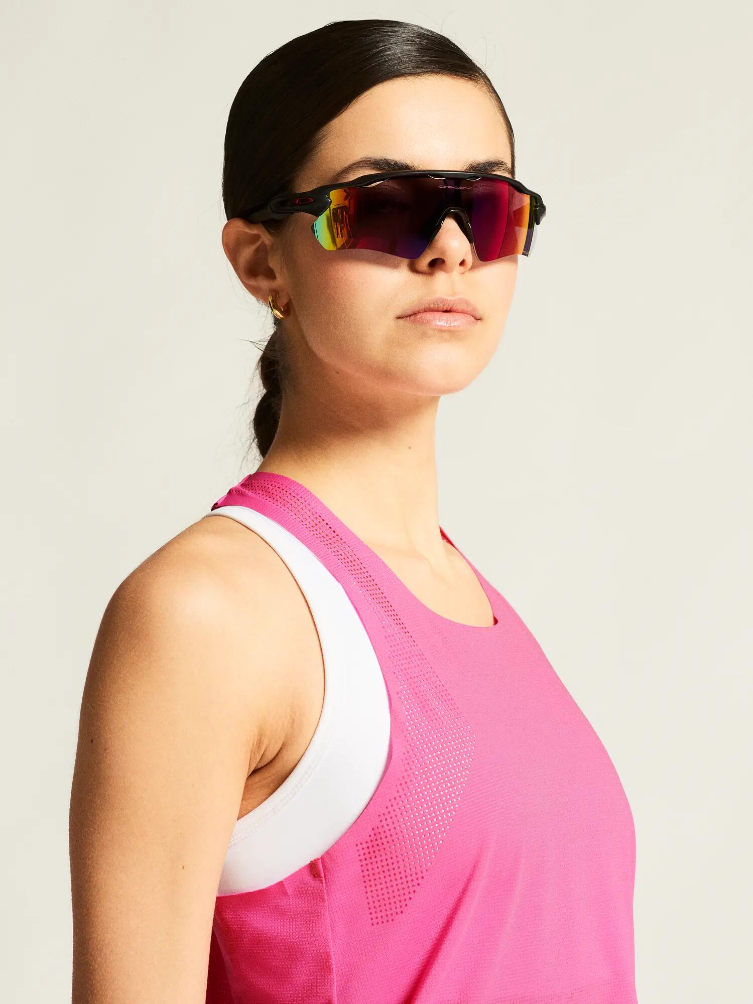 craft Race Day Singlet 2 W – leichter, belüfteter Lauf-Singlet – Magenta 5/7