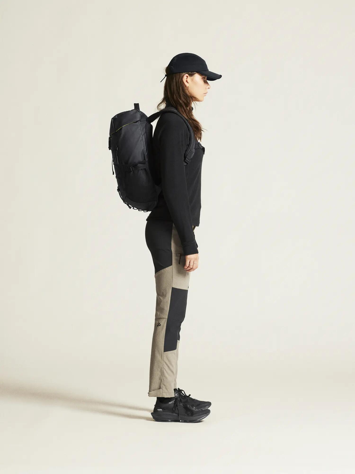 craft PRO Explore Wanderhose Damen — Dehnbar und Robust – Raw 3/7