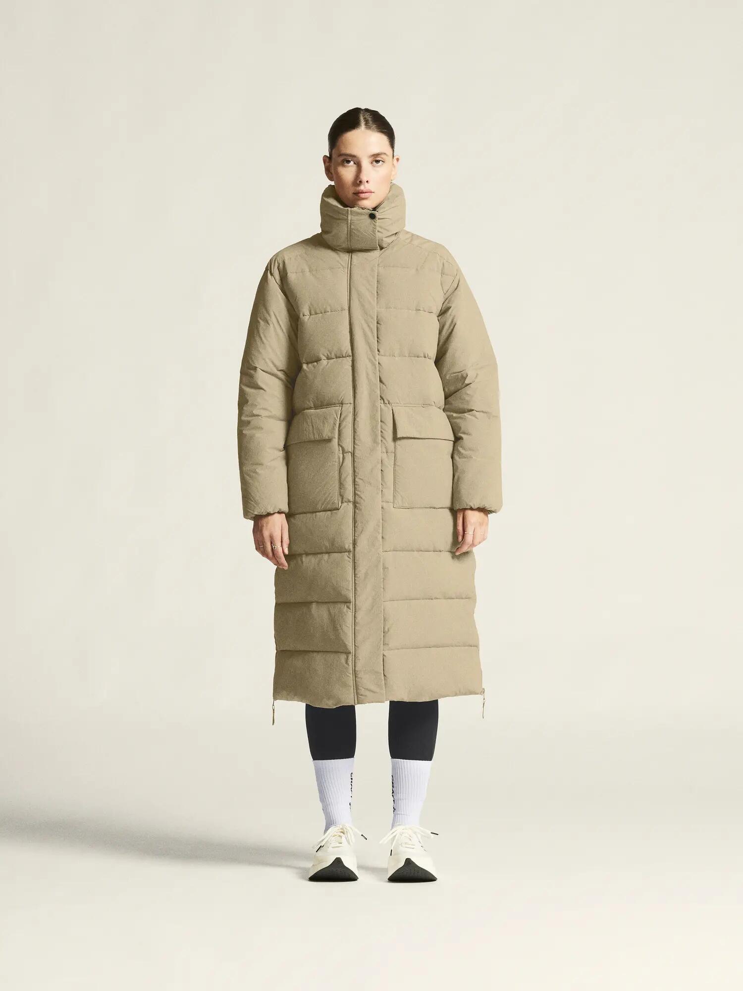 craft Urban Long Padded Coat W – lange, wattierte Parka – Taupe 5/7