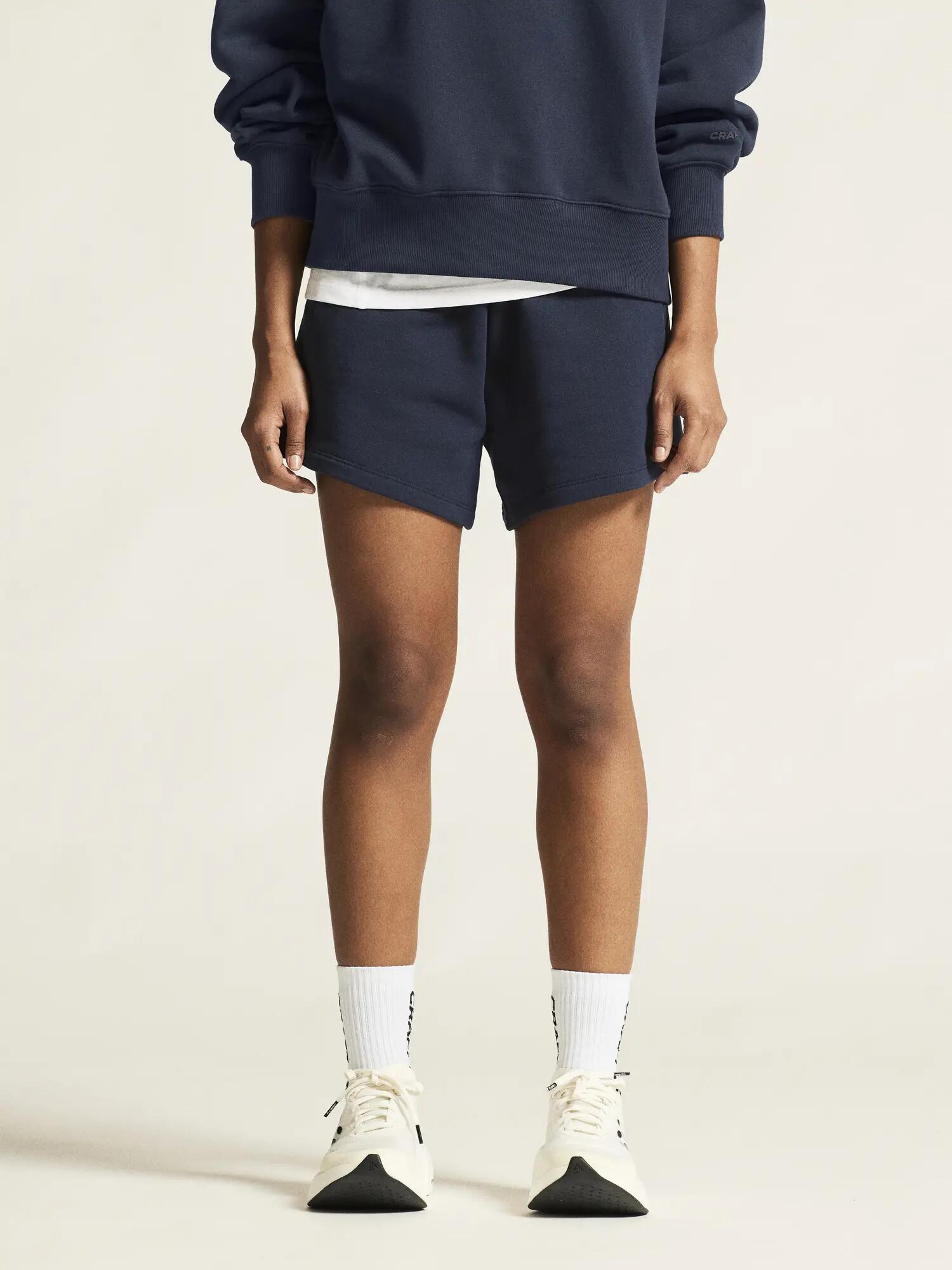 craft Frequent Sweatshorts W - Court en coton bio, coupe relaxed – Blaze 7/7