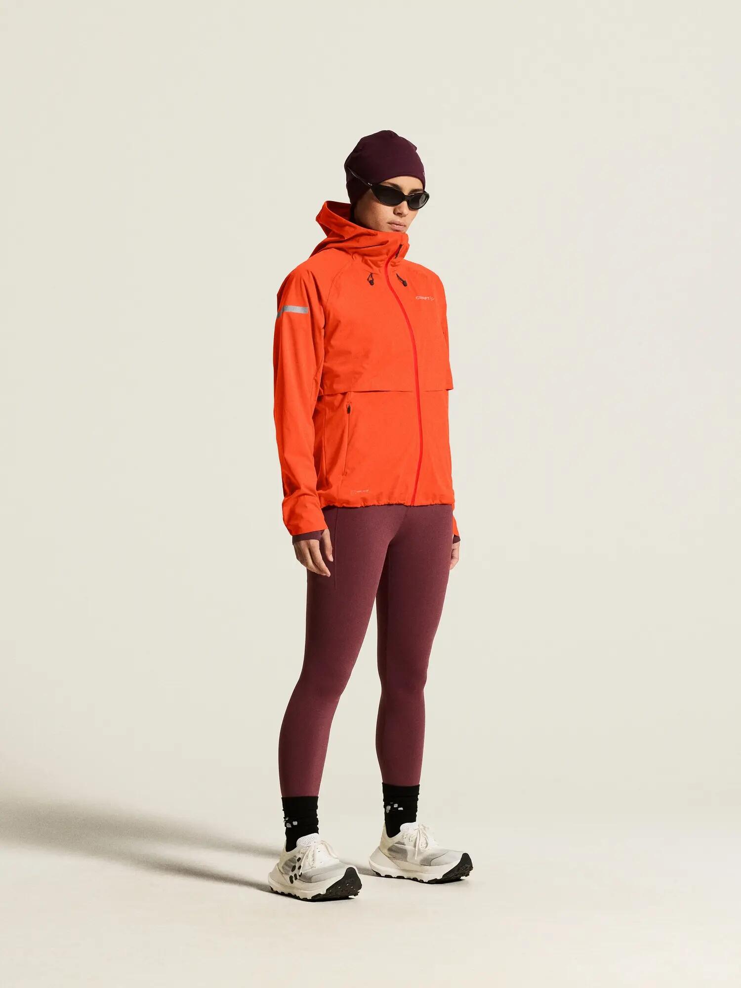 craft PRO Hydro Jacket 3 W – Waterdichte hardloopjas – Pace 3/7