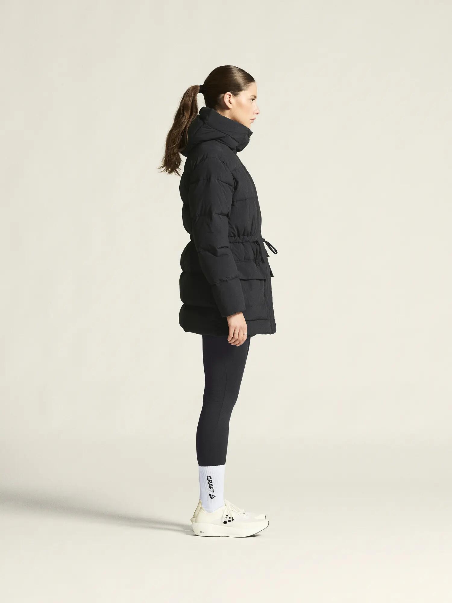 craft Urban Down Puffer Jacket W – Daunenfüllung für warme Tage – Black 5/7