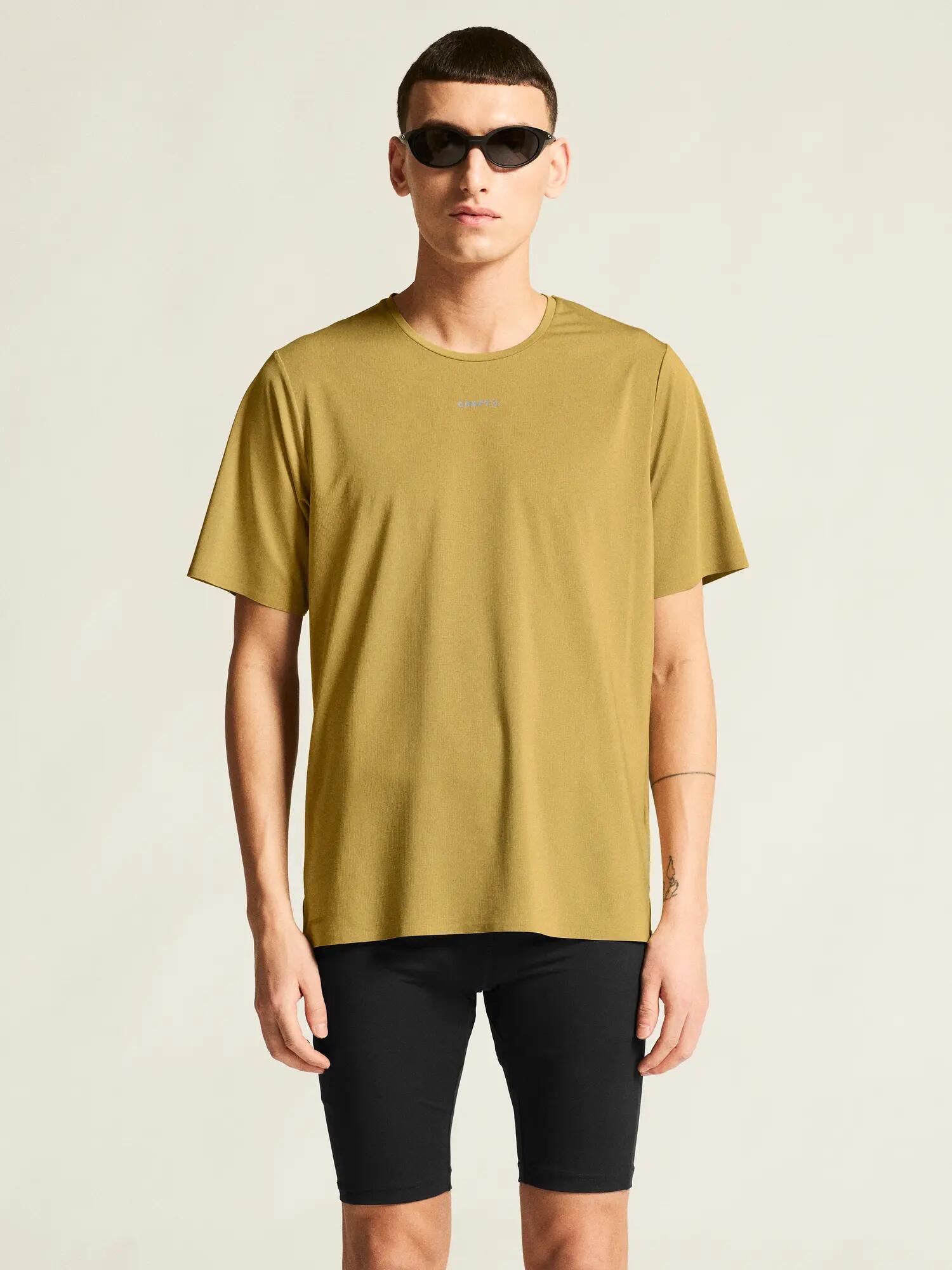 craft PRO Trail SS Tee 2 M – leichtes, gut belüftetes Trail-Shirt – Khaki 6/7