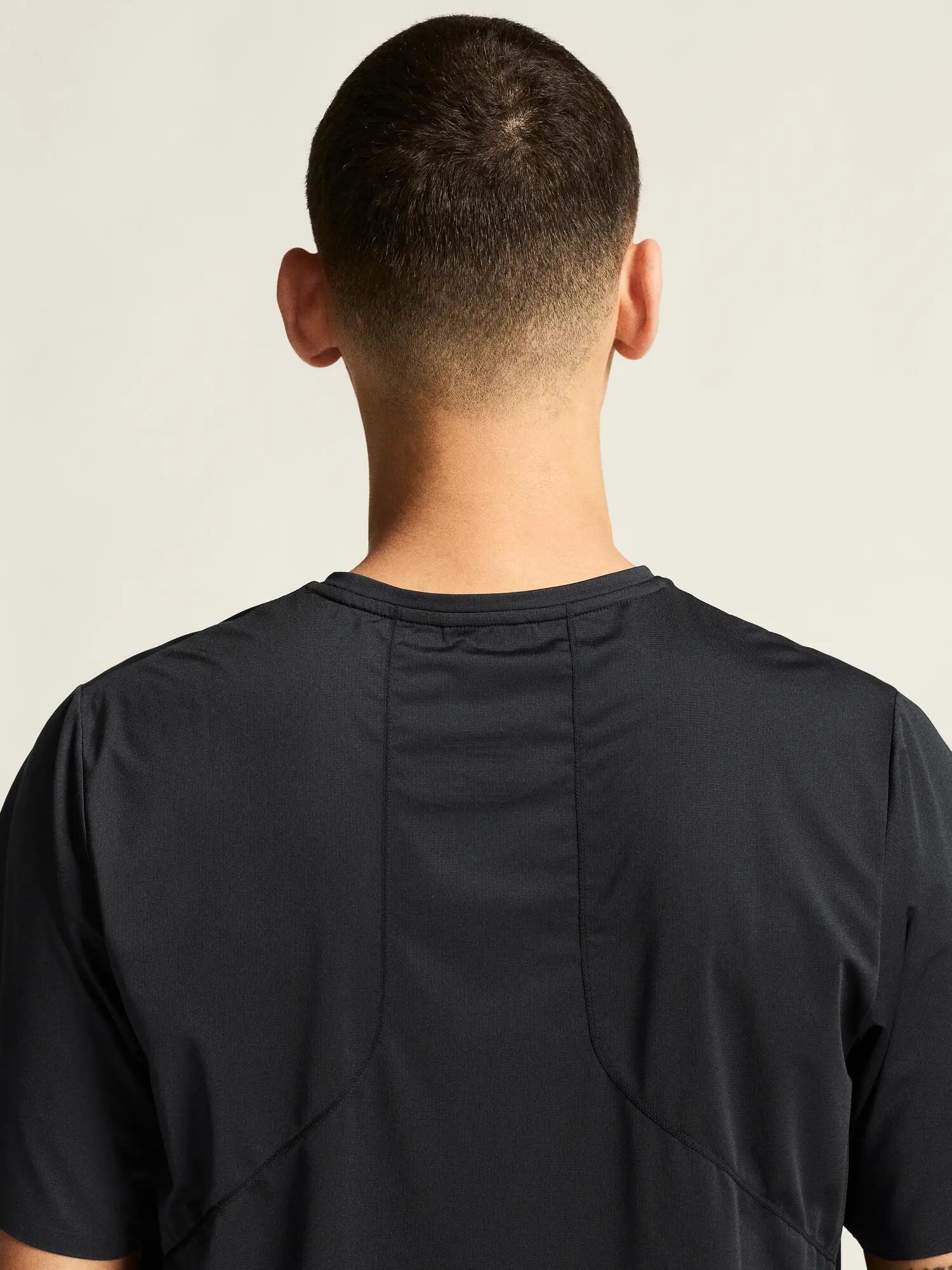 craft PRO Trail SS Tee 2 M – T-shirt trail légère et respirante – Black 5/7