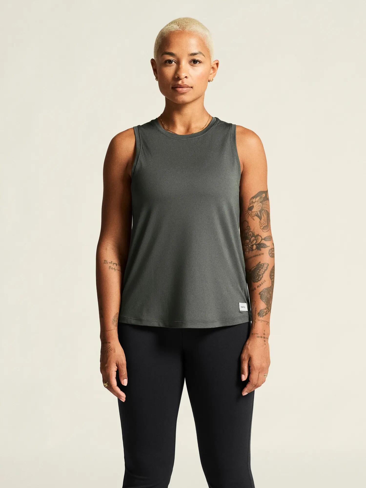 craft Collective Singlet W Top aus recyceltem Polyester und Elastan – Lava 7/7