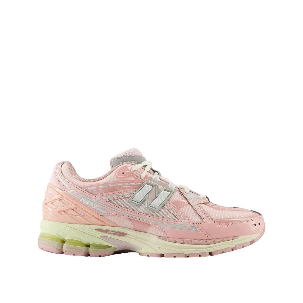 New Balance 1906R Shoes Pink