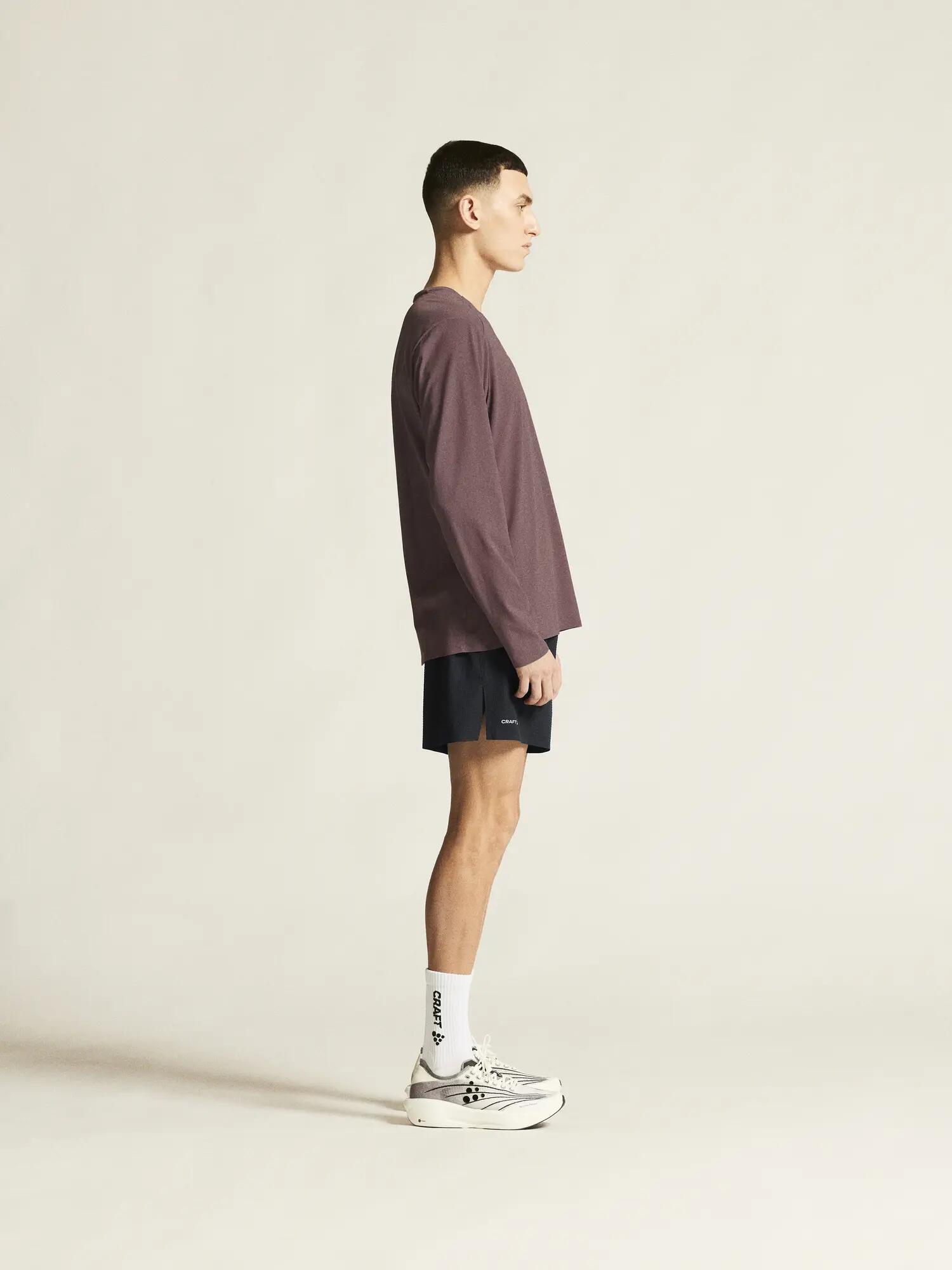 craft Hypervent Longsleeve M – atmungsaktives Lauf-Shirt mit Perforationen – 7/7