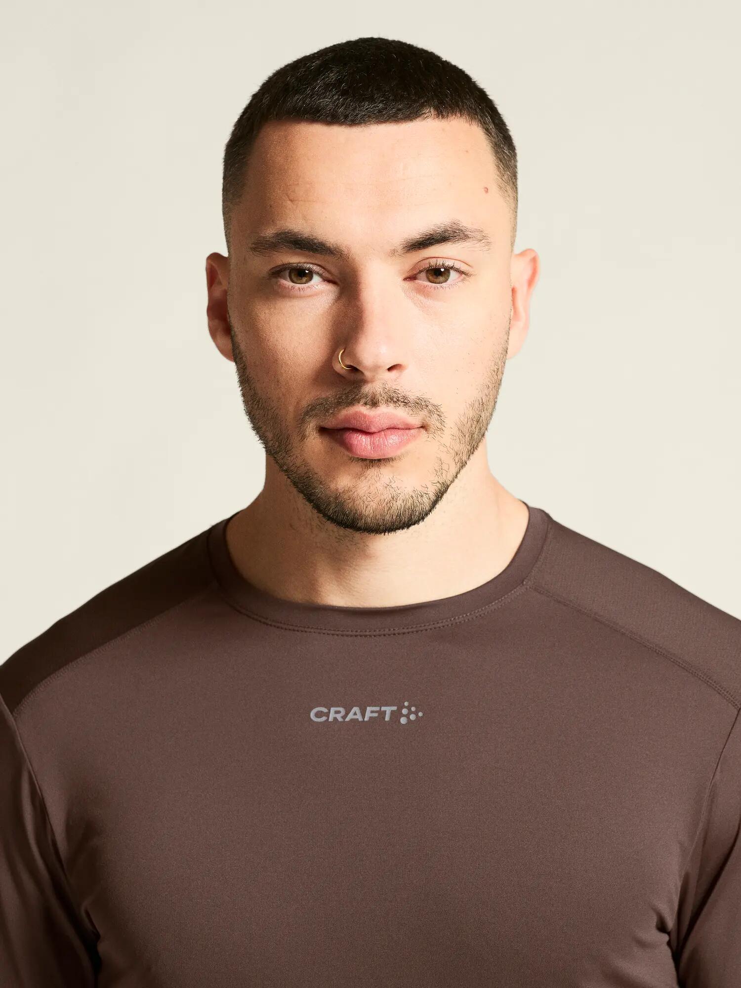 craft ADV Essence LS Tee 2 M - Langarm-Trainingsshirt, atmungsaktiv – Prune 5/7