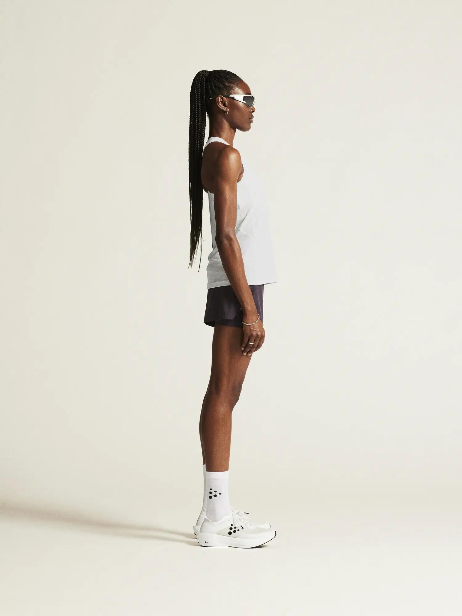 craft ADV Essence Singlet 2 W - Atmungsaktives Trainingstop – White 7/7