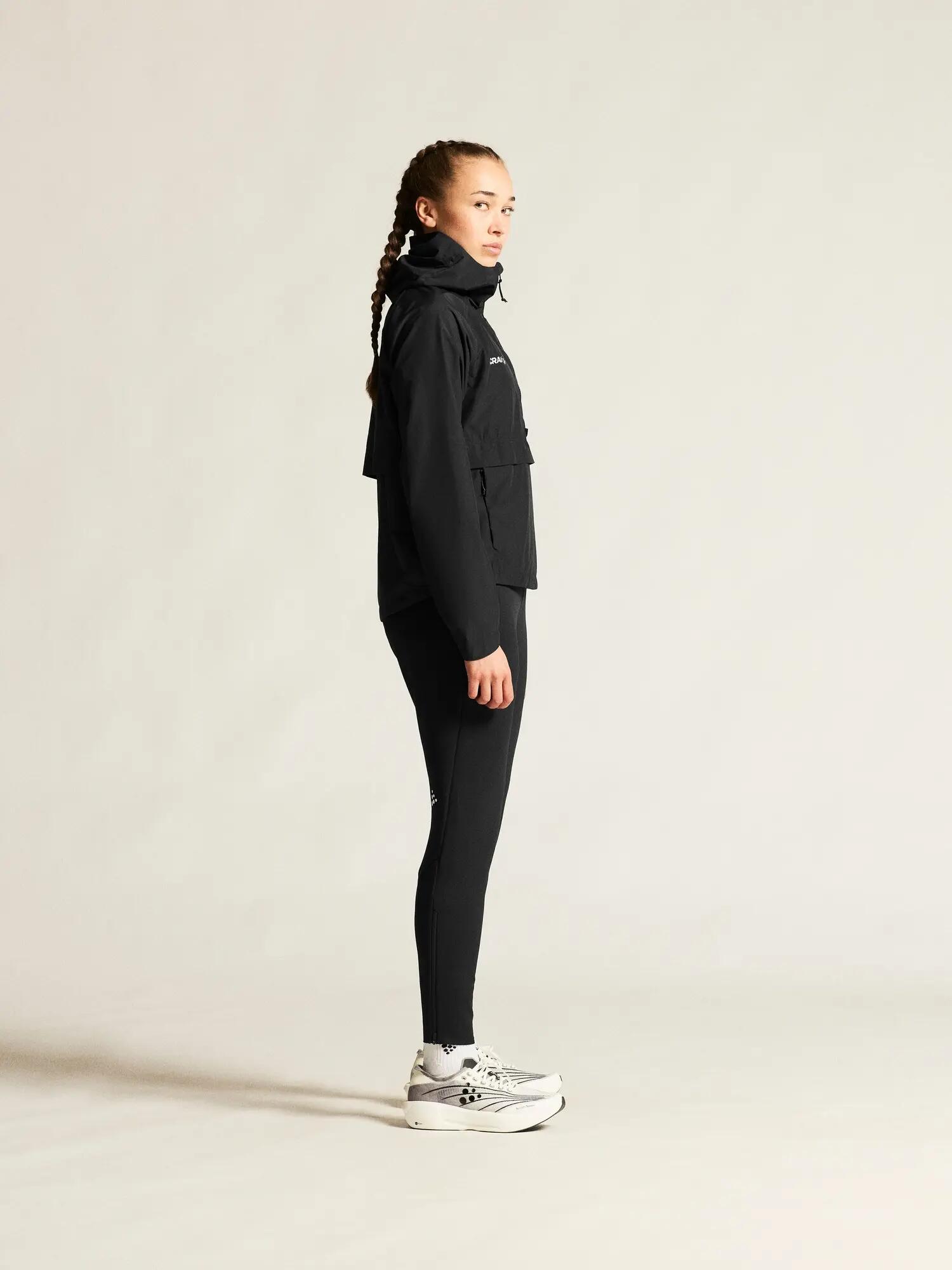 craft Extend 2.0 Anorak W — wasserabweisend & belüftet – Black 5/7