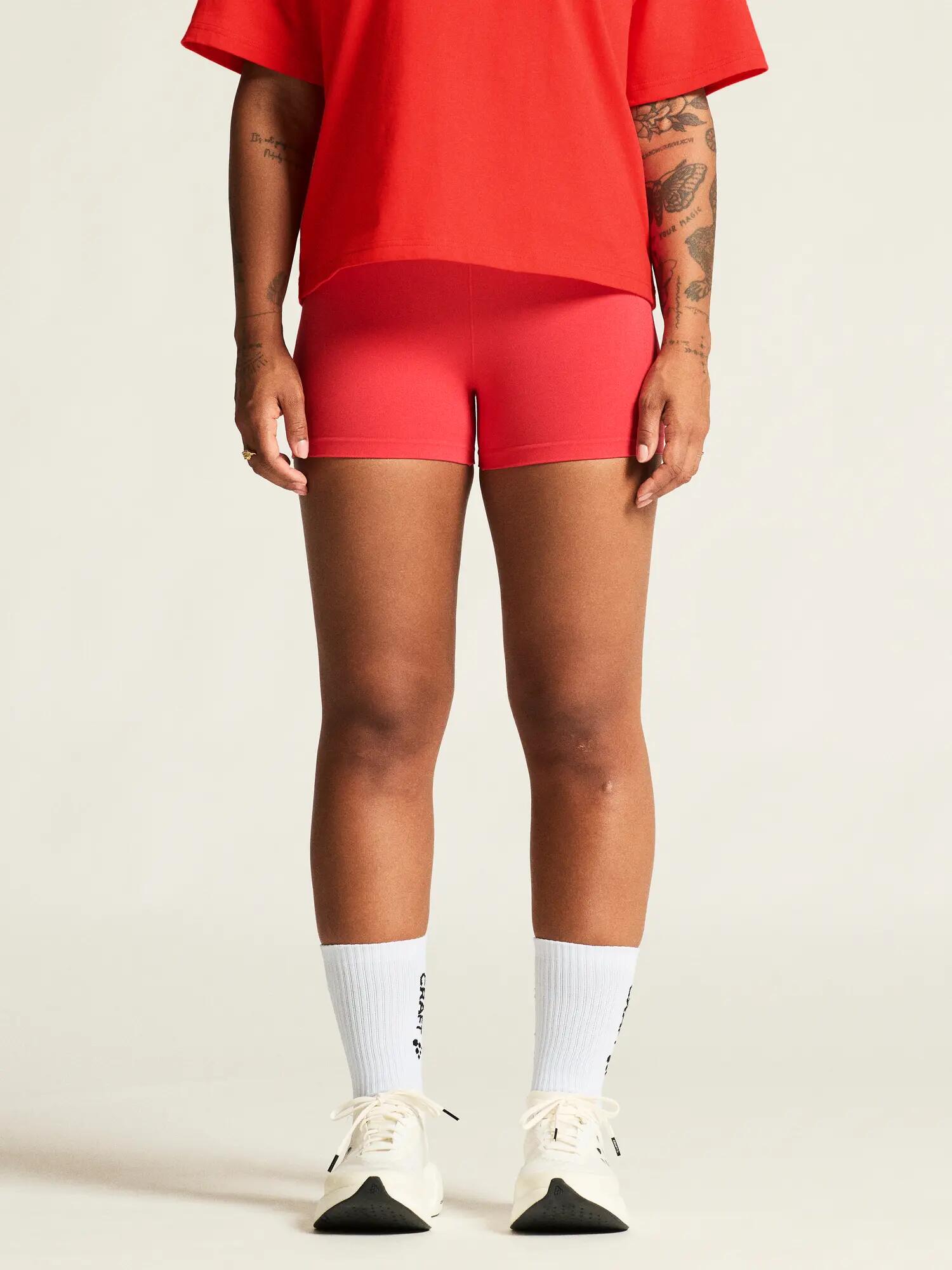 craft Collective Seamless Hotpants W — nahtloser Stretch-Shorts – Poppy 3/7