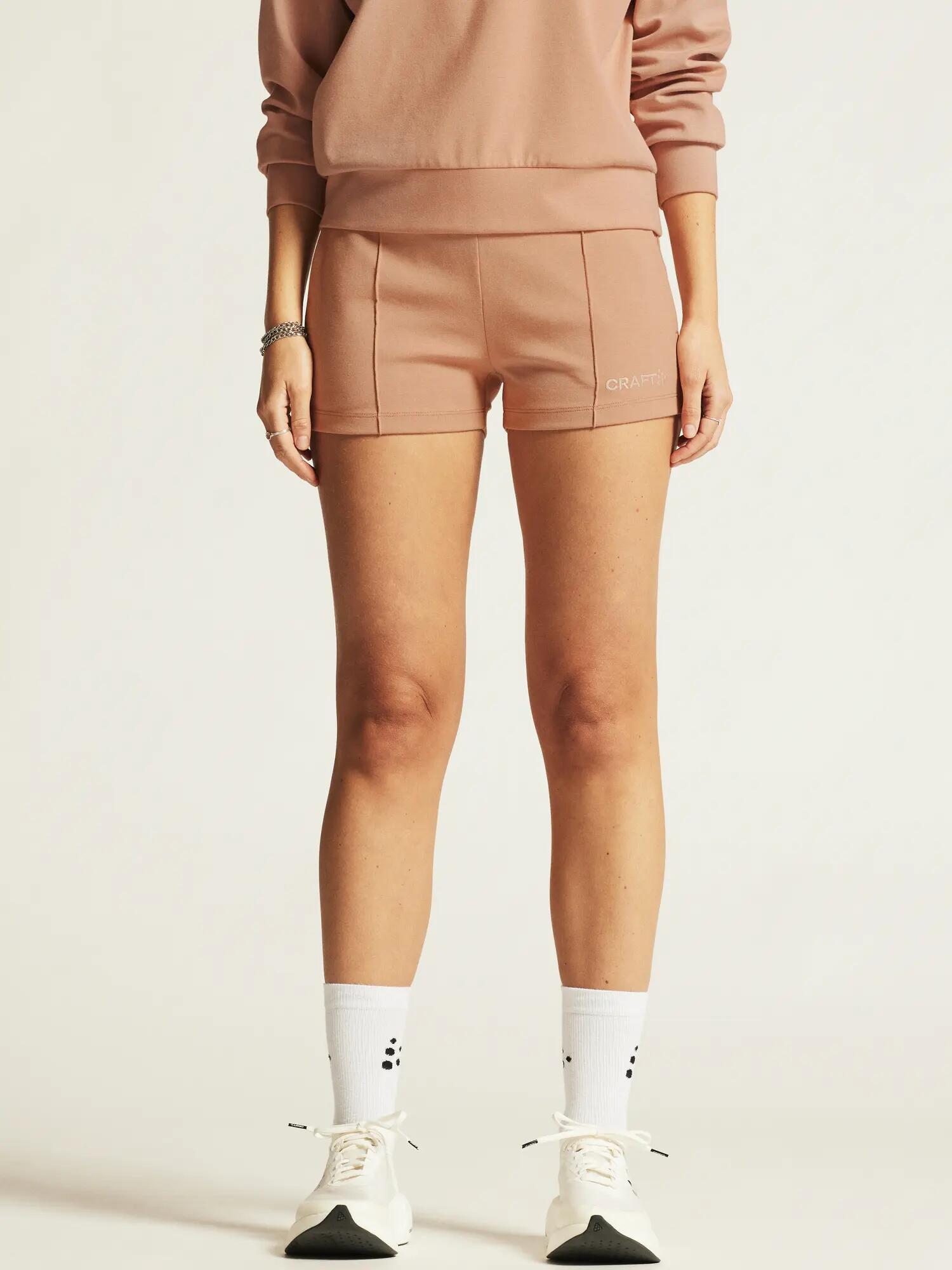 craft ADV Join Sweat Shorts W — Short confort à jambe large – Syrup 4/7