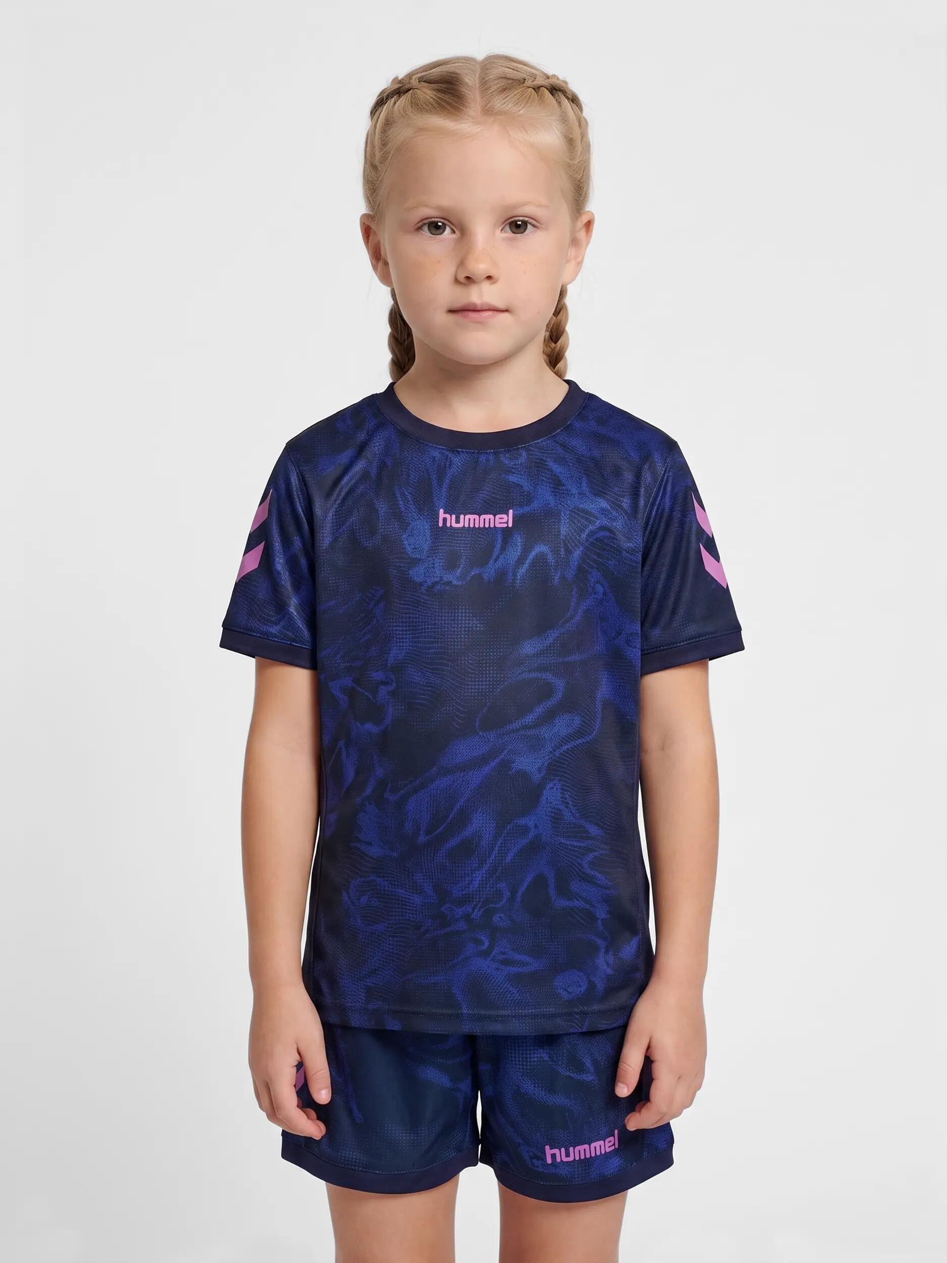 hummel Set hmlBLAZE CLUB 26 Graphic - Poliestere Riciclato - Marine/Dazzling 5/14