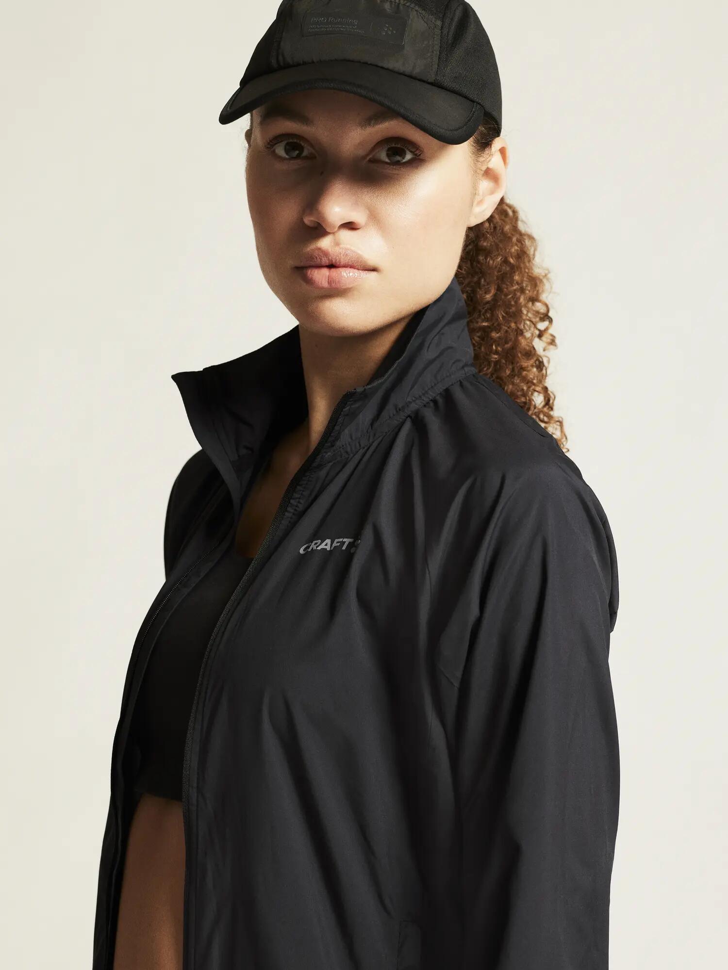 craft CORE Essence Wind Jacket W — chaqueta de entrenamiento ligera 3/7