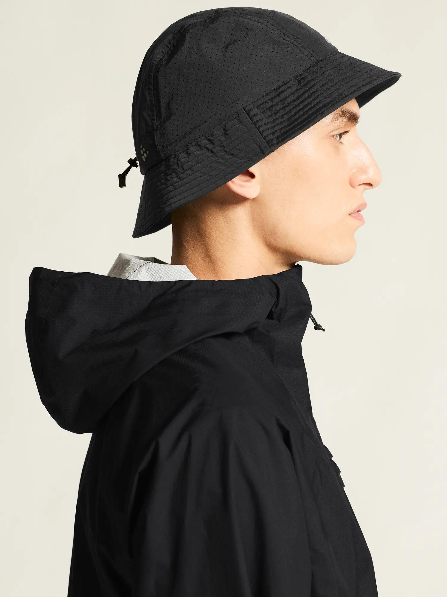craft PRO Trail 2L Light Weight Jacke wind- und wasserdicht – Black 5/7