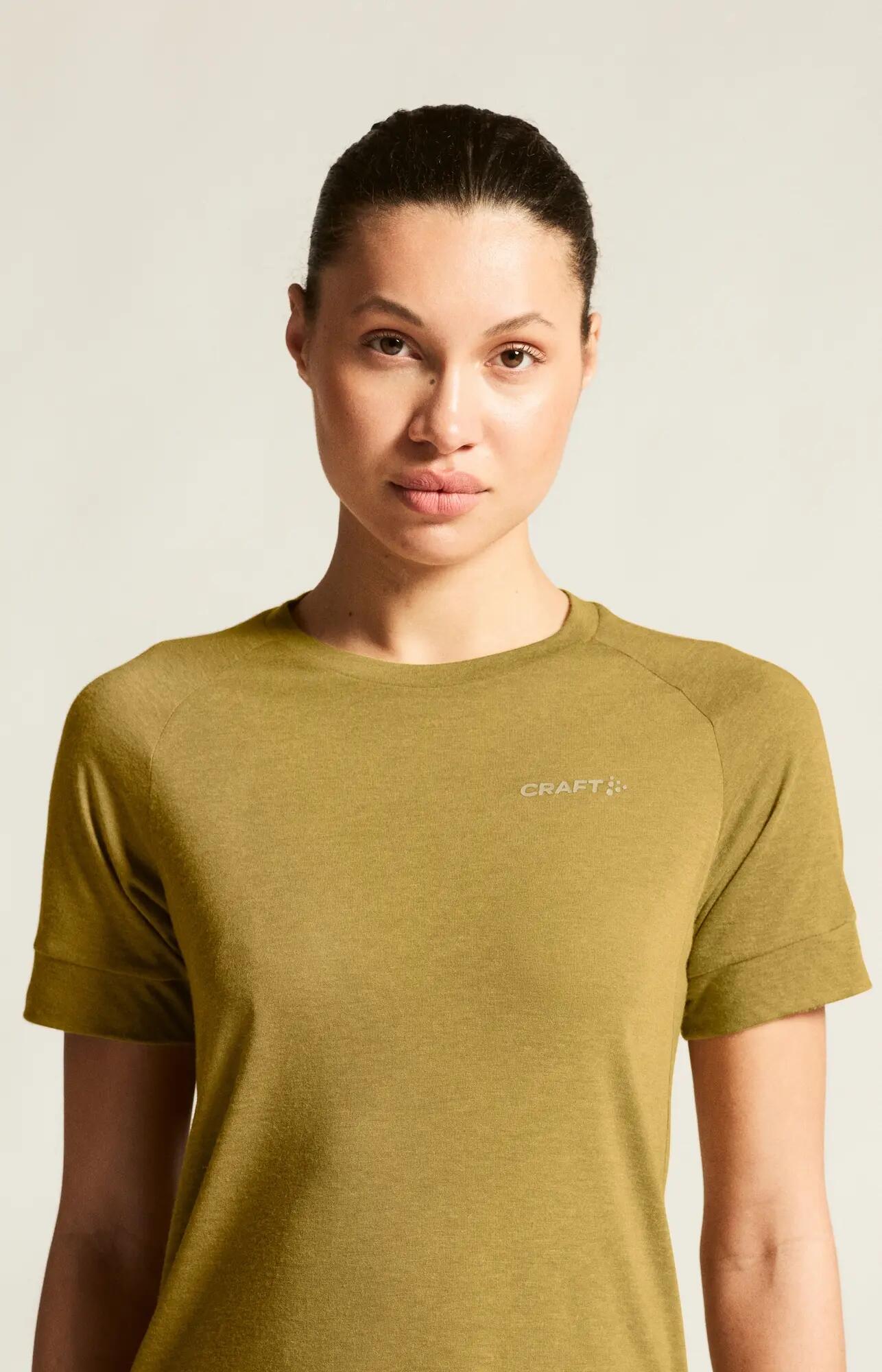craft Wool SS Tee W Kurzarmshirt aus recyceltem Polyester und Wolle – Khaki 7/7