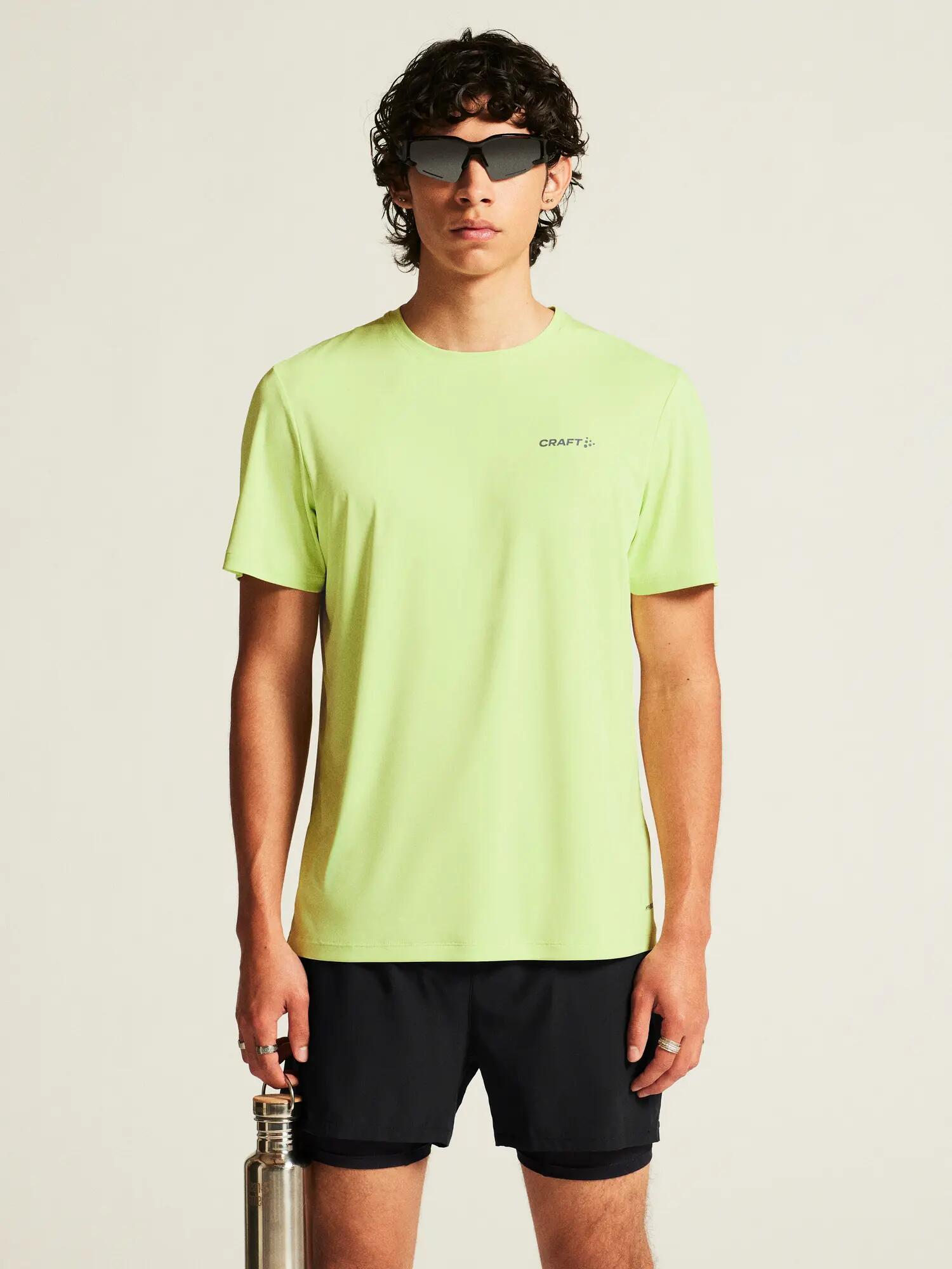craft CORE Essence SS Tee 2 M – Trainingsshirt aus recyceltem Jersey – Colias 6/7