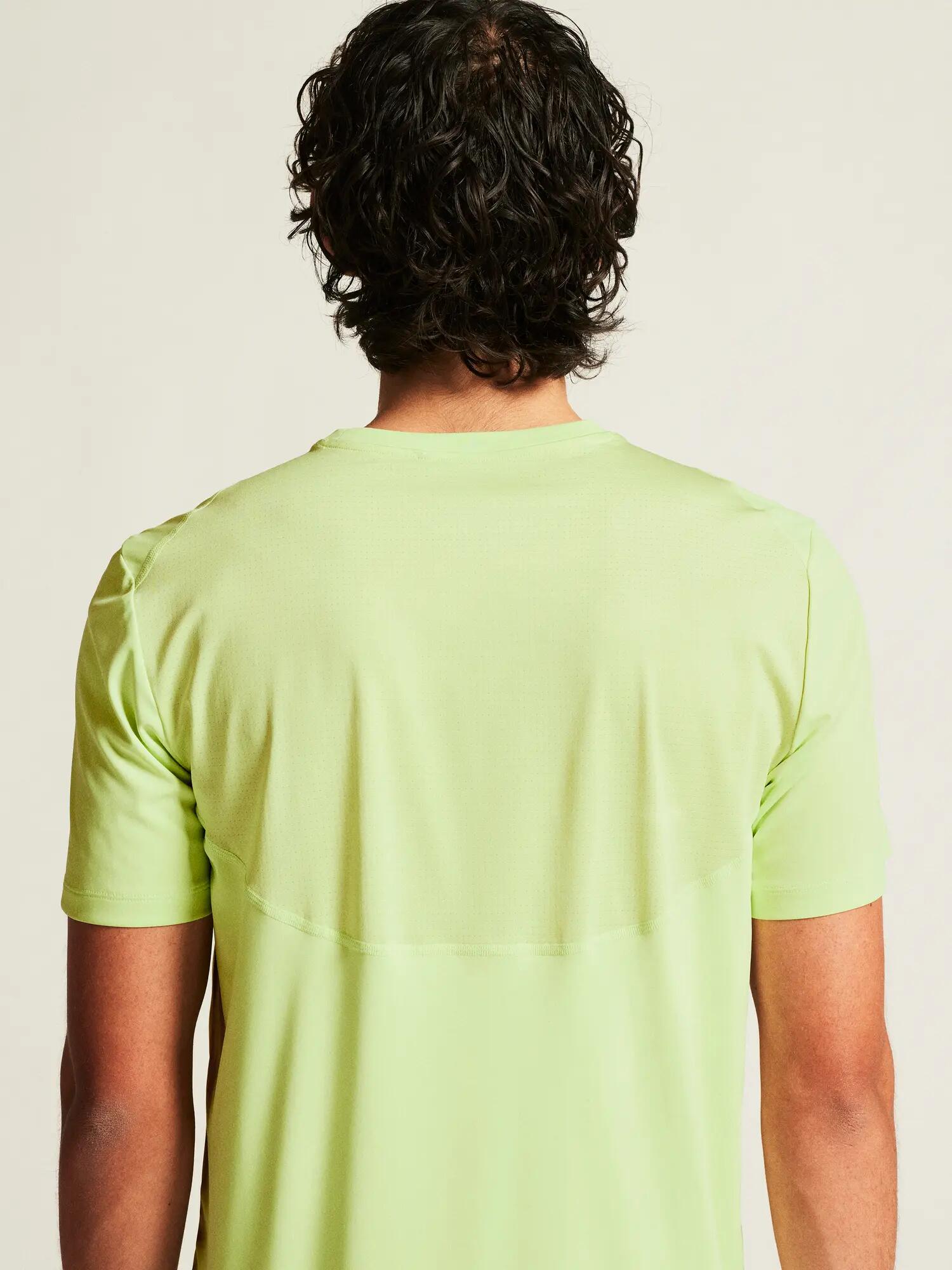 craft CORE Essence SS Tee 2 M – Trainingsshirt aus recyceltem Jersey – Colias 4/7